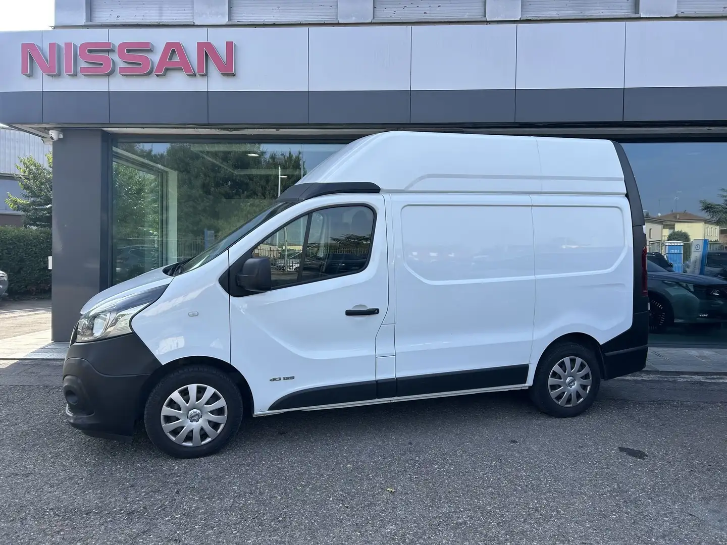Nissan NV300 125CV  PASSO CORTO/TETTO ALTO - PREZZO+IVA Blanc - 1