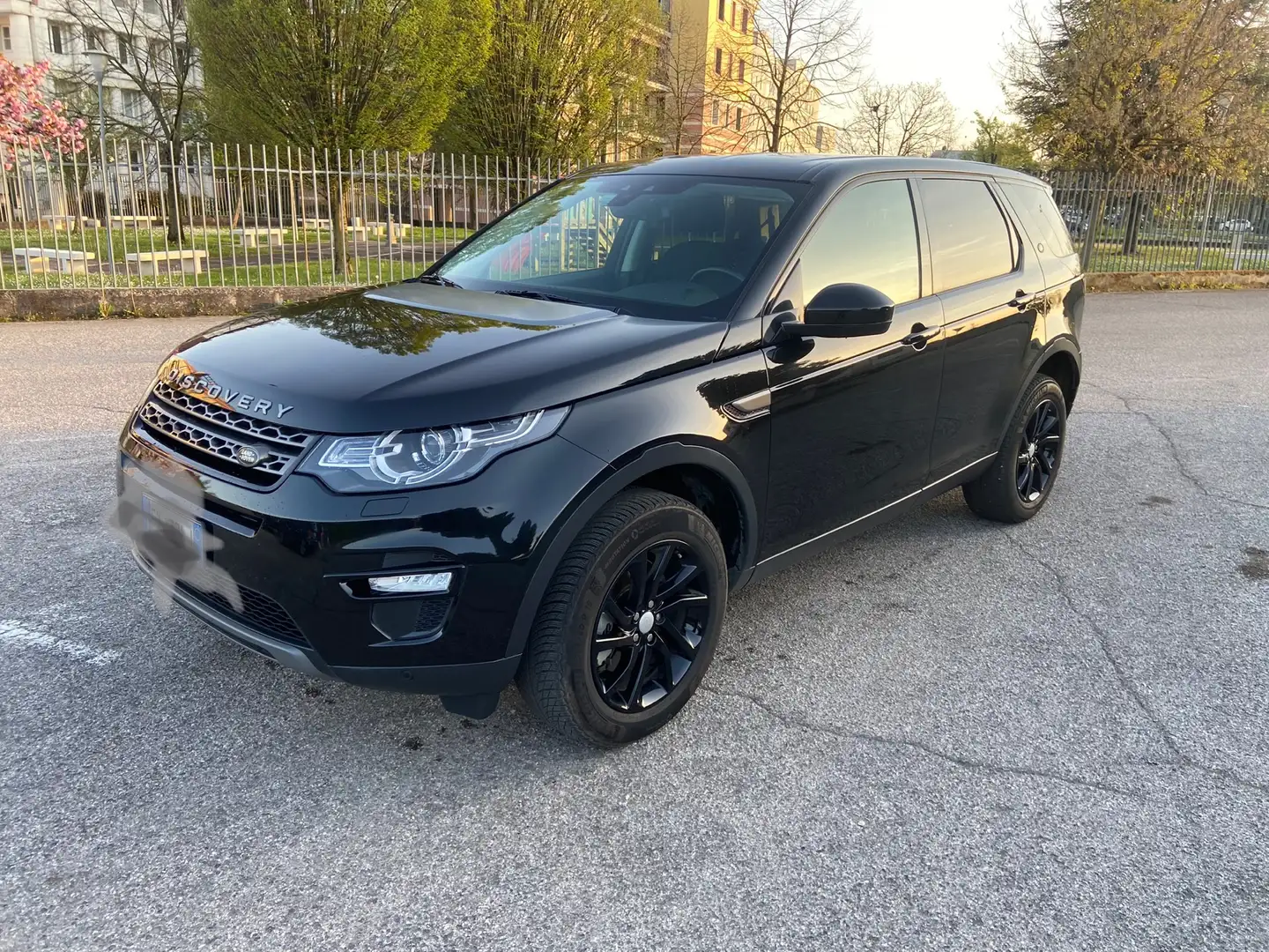 Land Rover Discovery Sport 2.0 td4 SE awd 150cv auto my19 Fekete - 1