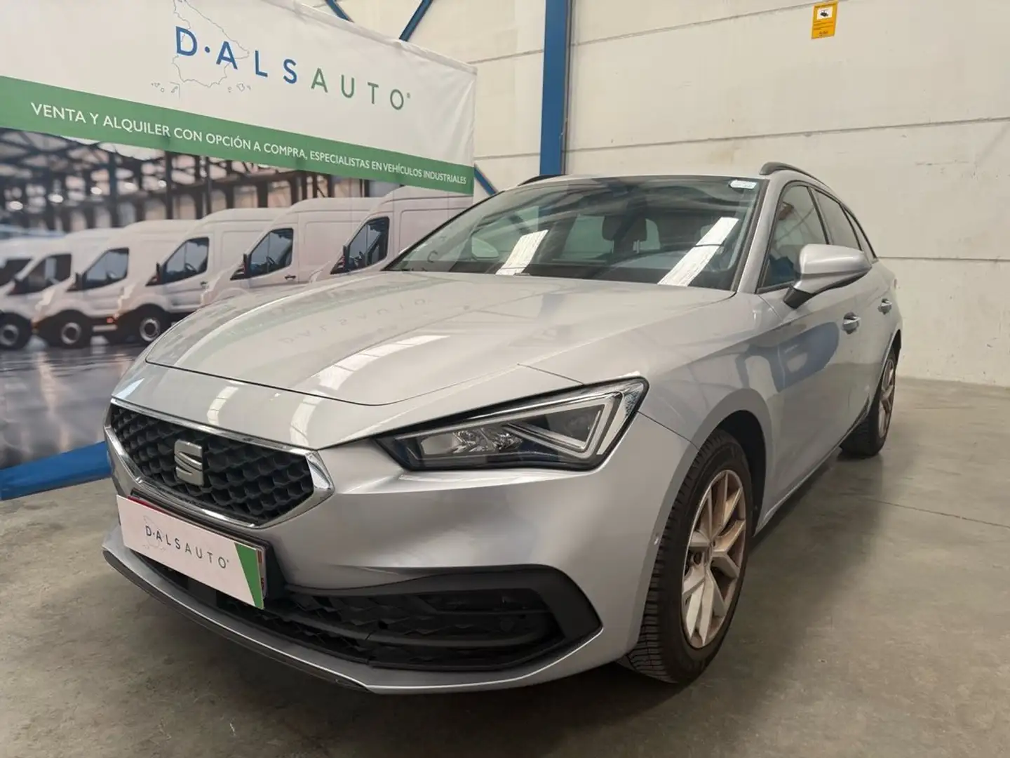 SEAT Leon SP 1.0 eTSI 81kW DSG S&S Style Blanco - 1
