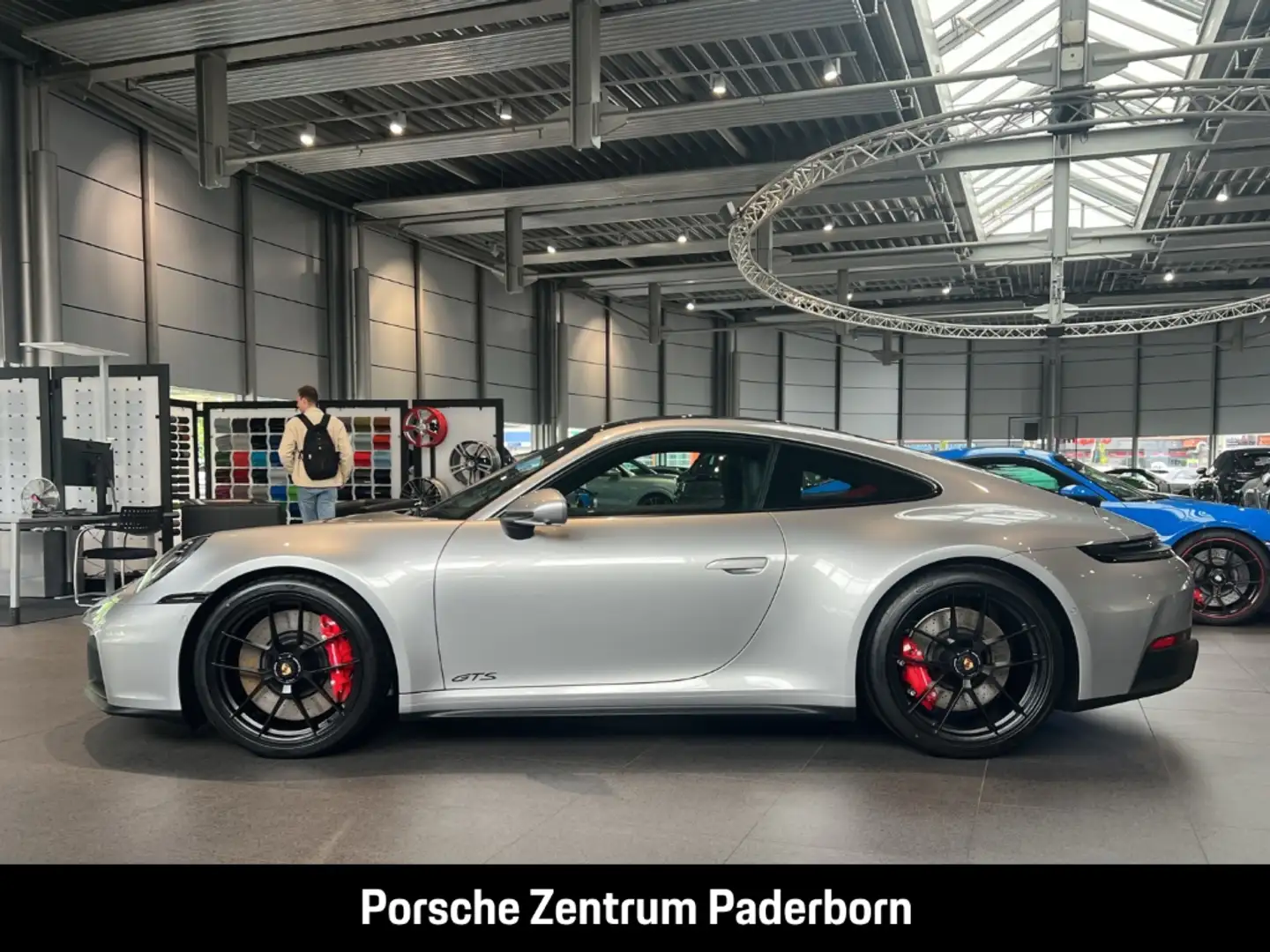 Porsche 992 911 Carrera GTS Burmester HA-Lenkung InnoDrive Argintiu - 2