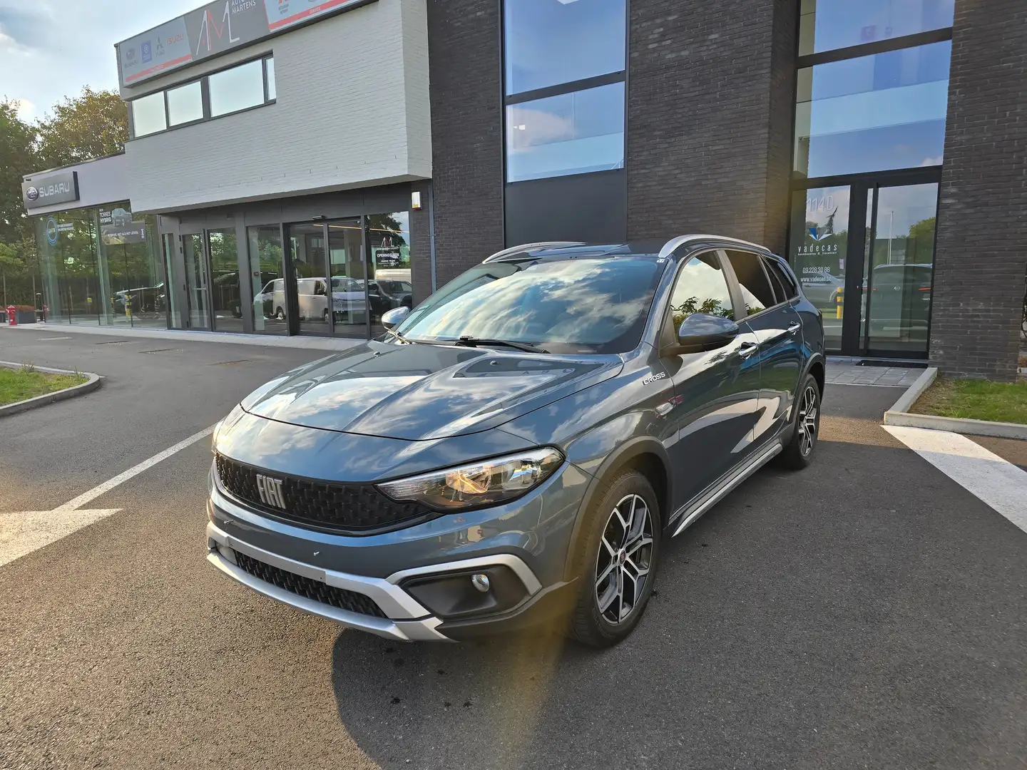 Fiat Tipo Tipo Break 1.0 Cross Bleu - 1