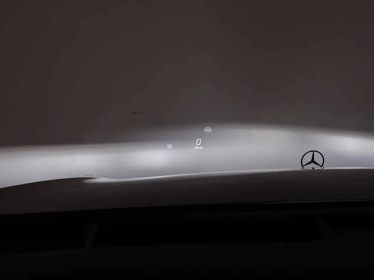 Mercedes-Benz S-Class снимка Mercedes-Benz S-Class