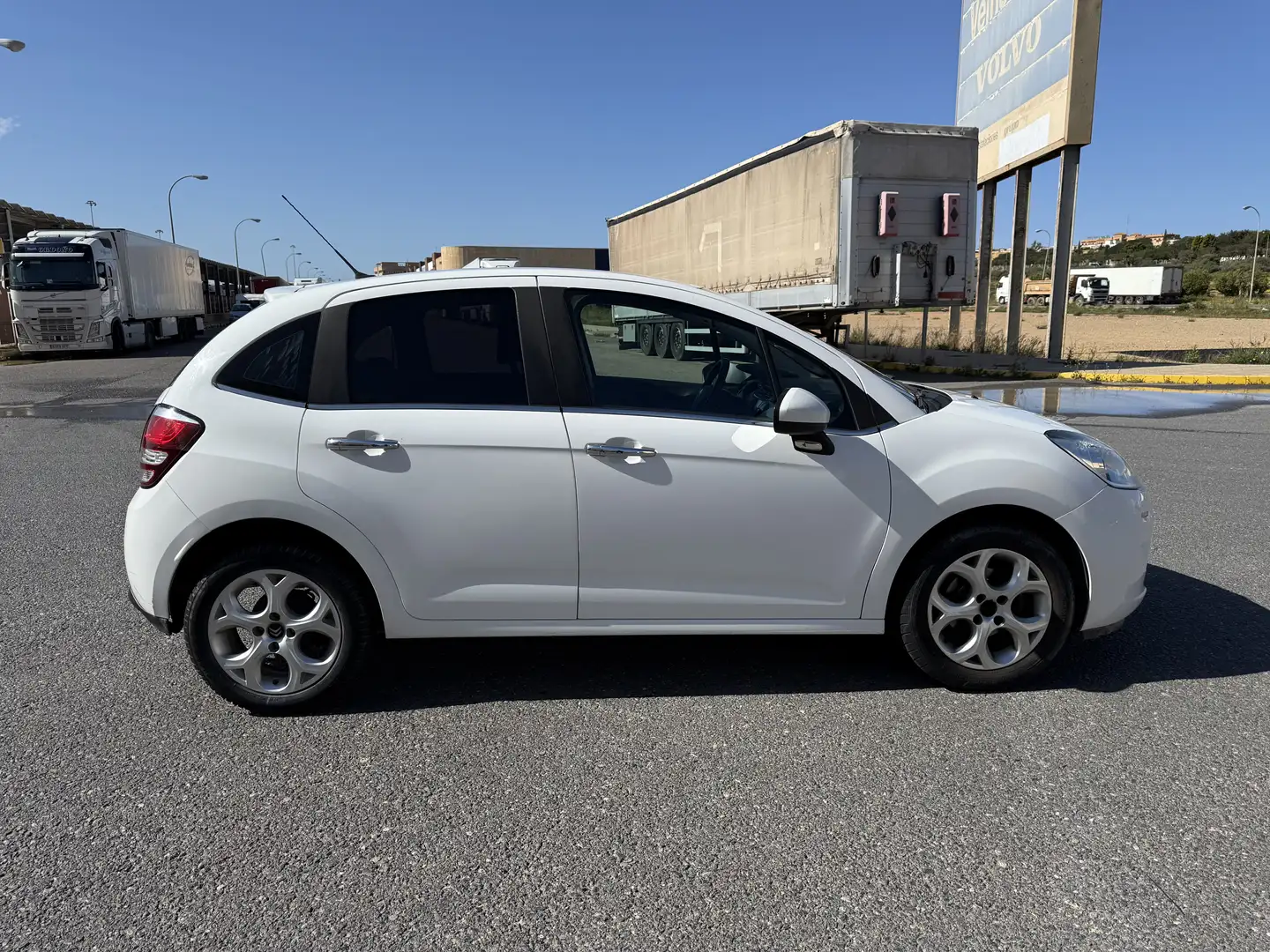 Citroen C3 1.6BlueHDi Live Edition 75 - 1