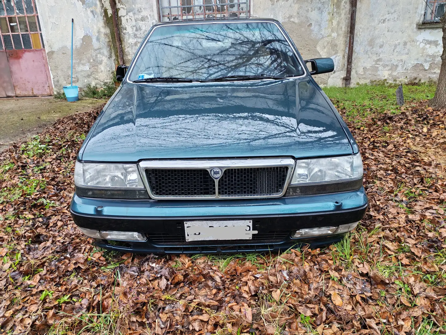 Lancia Thema Thema 2.0t ie Grün - 1