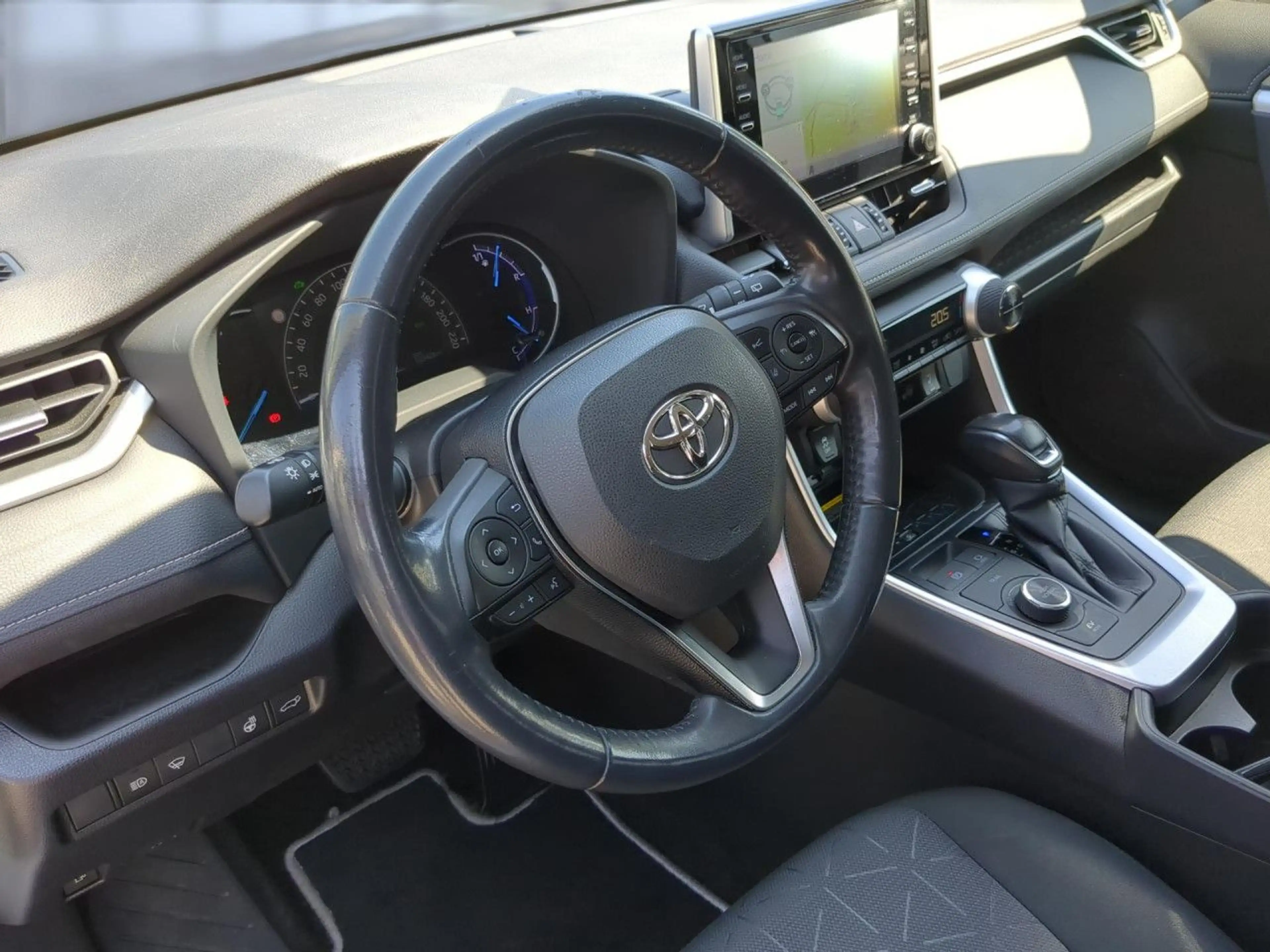 Toyota RAV 4 Bluetooth LED Klima Einparkhilfe el. Fenster — photo 12