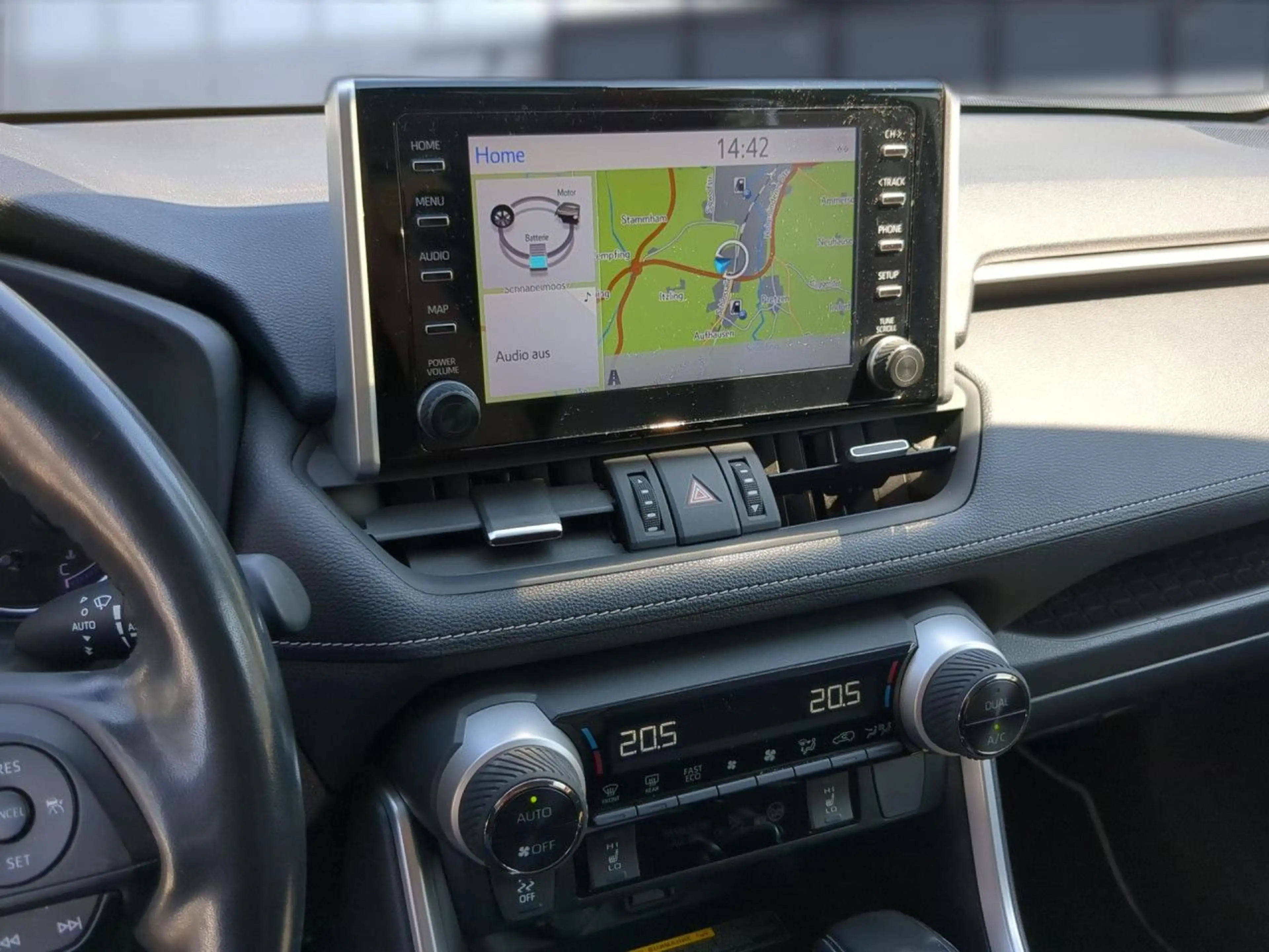 Toyota RAV 4 Bluetooth LED Klima Einparkhilfe el. Fenster — photo 15