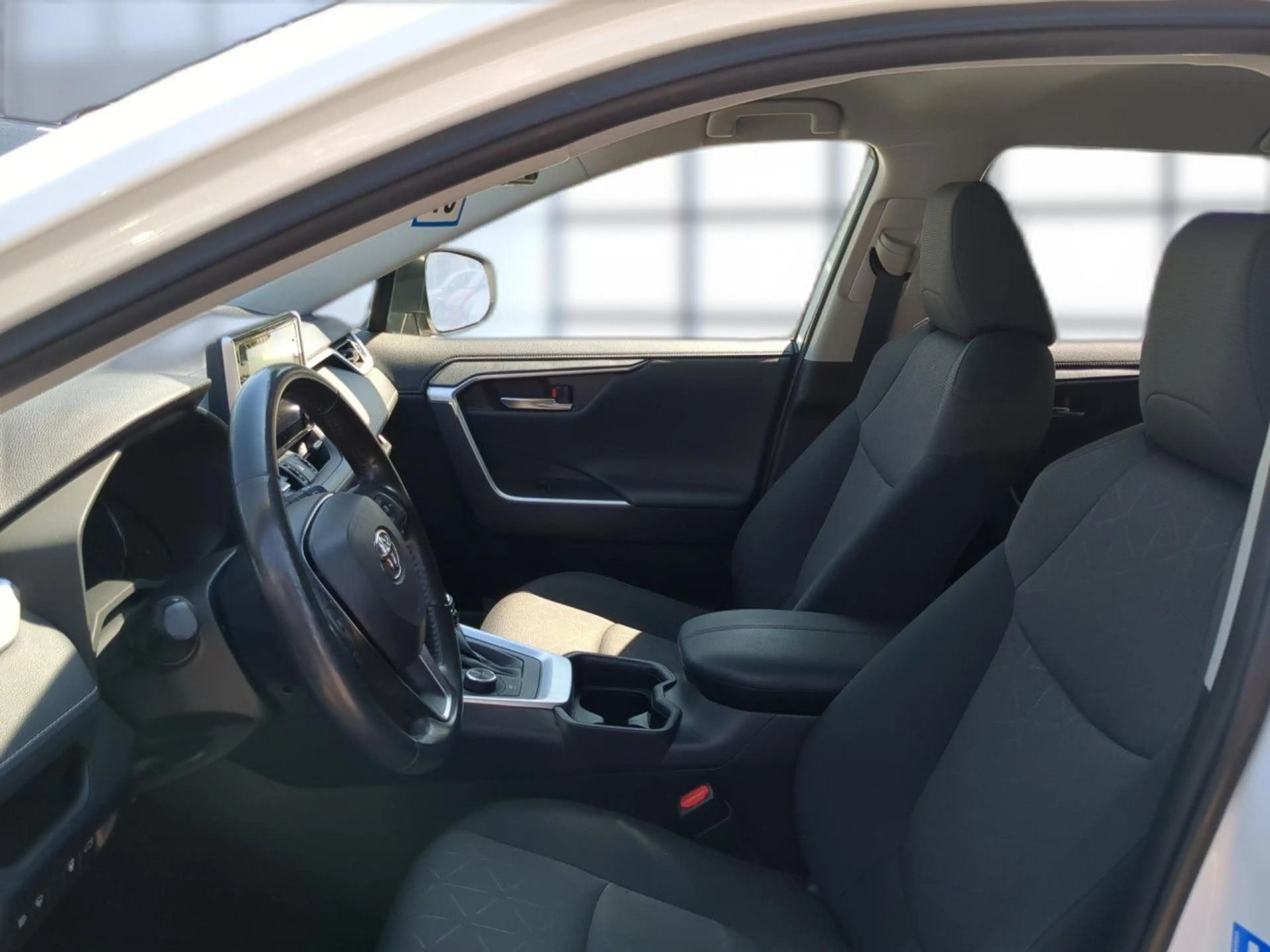 Toyota RAV 4 Bluetooth LED Klima Einparkhilfe el. Fenster — photo 10