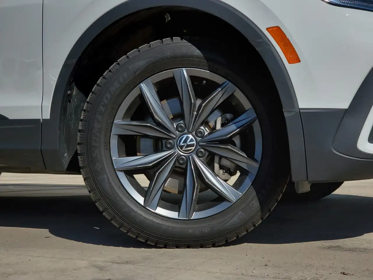 Volkswagen Tiguan снимка Volkswagen Tiguan