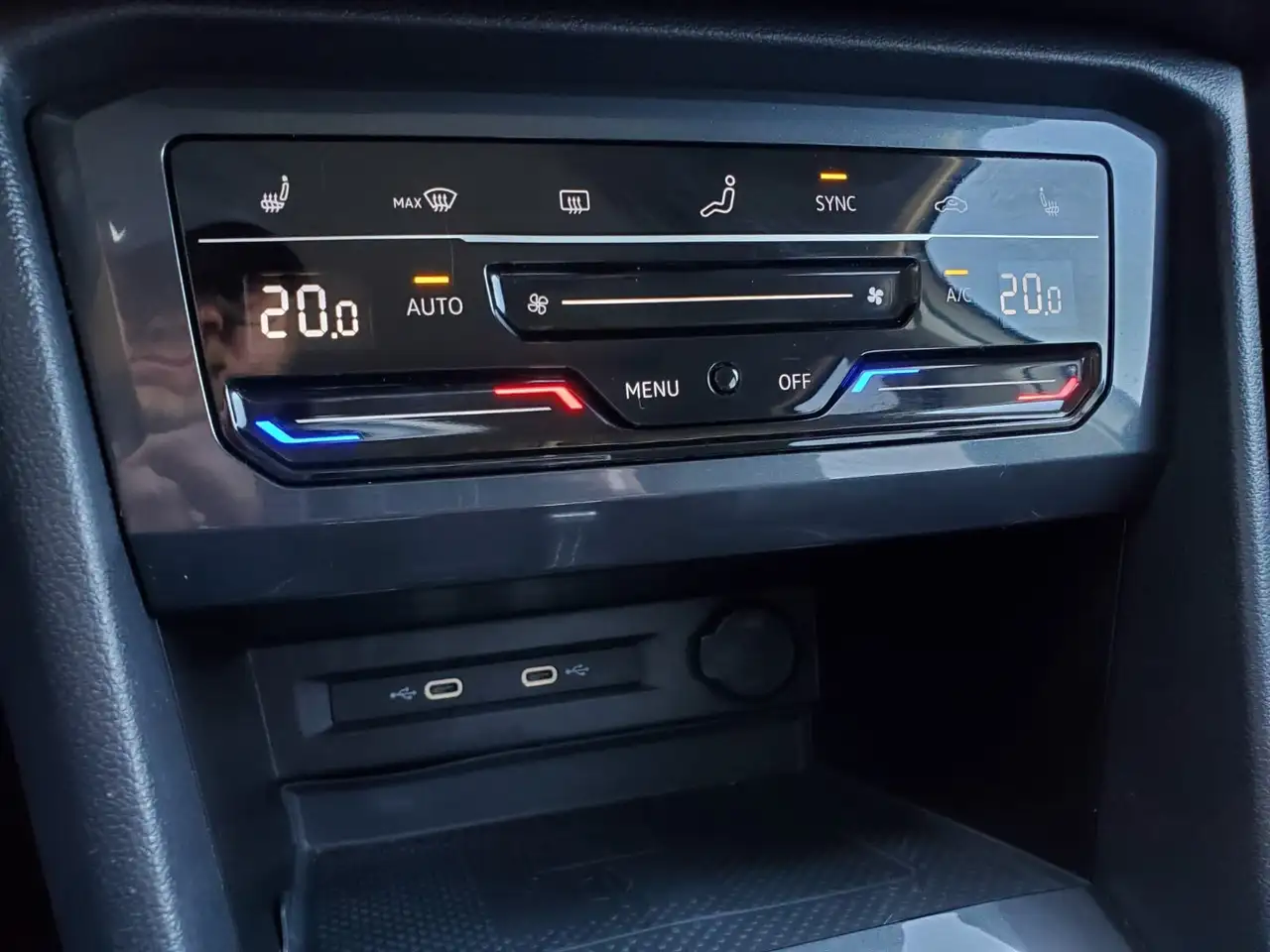 Volkswagen Tiguan снимка Volkswagen Tiguan