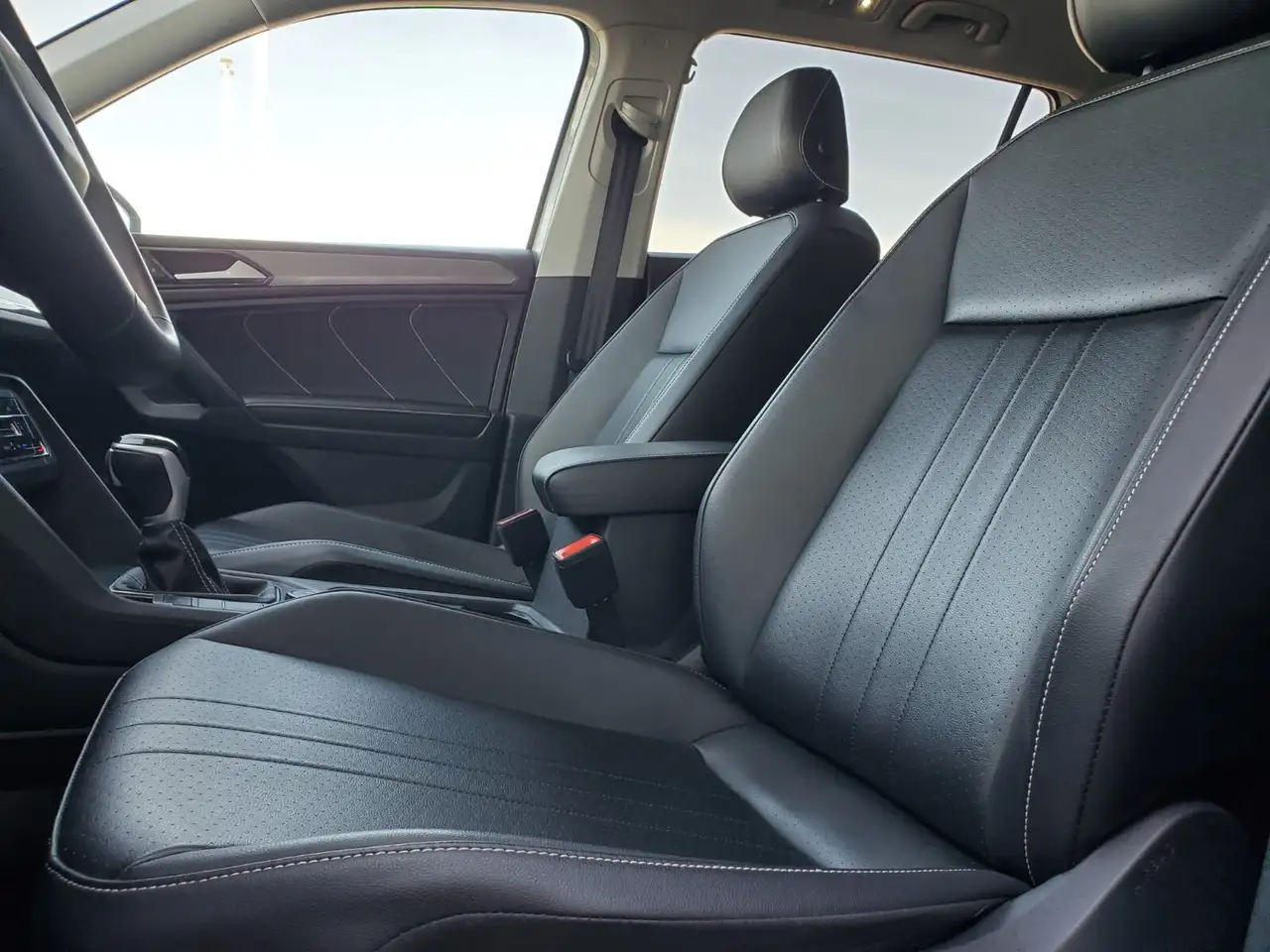 Volkswagen Tiguan снимка Volkswagen Tiguan