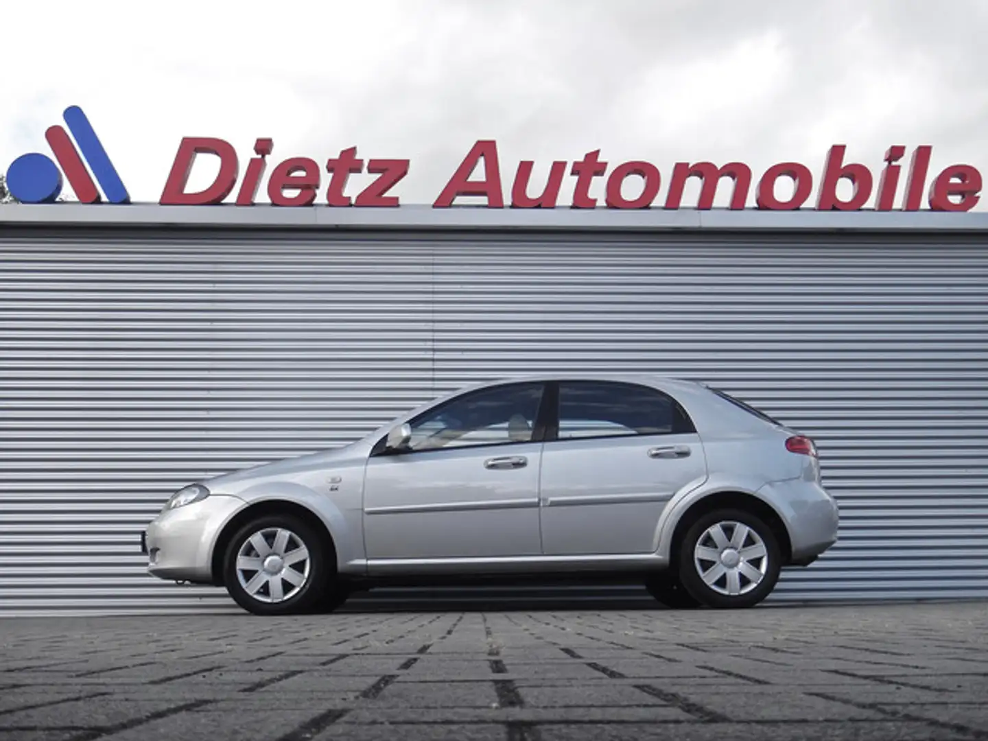 Chevrolet Lacetti 2.0 D SX Gerne Finanzierung+++ Zilver - 1
