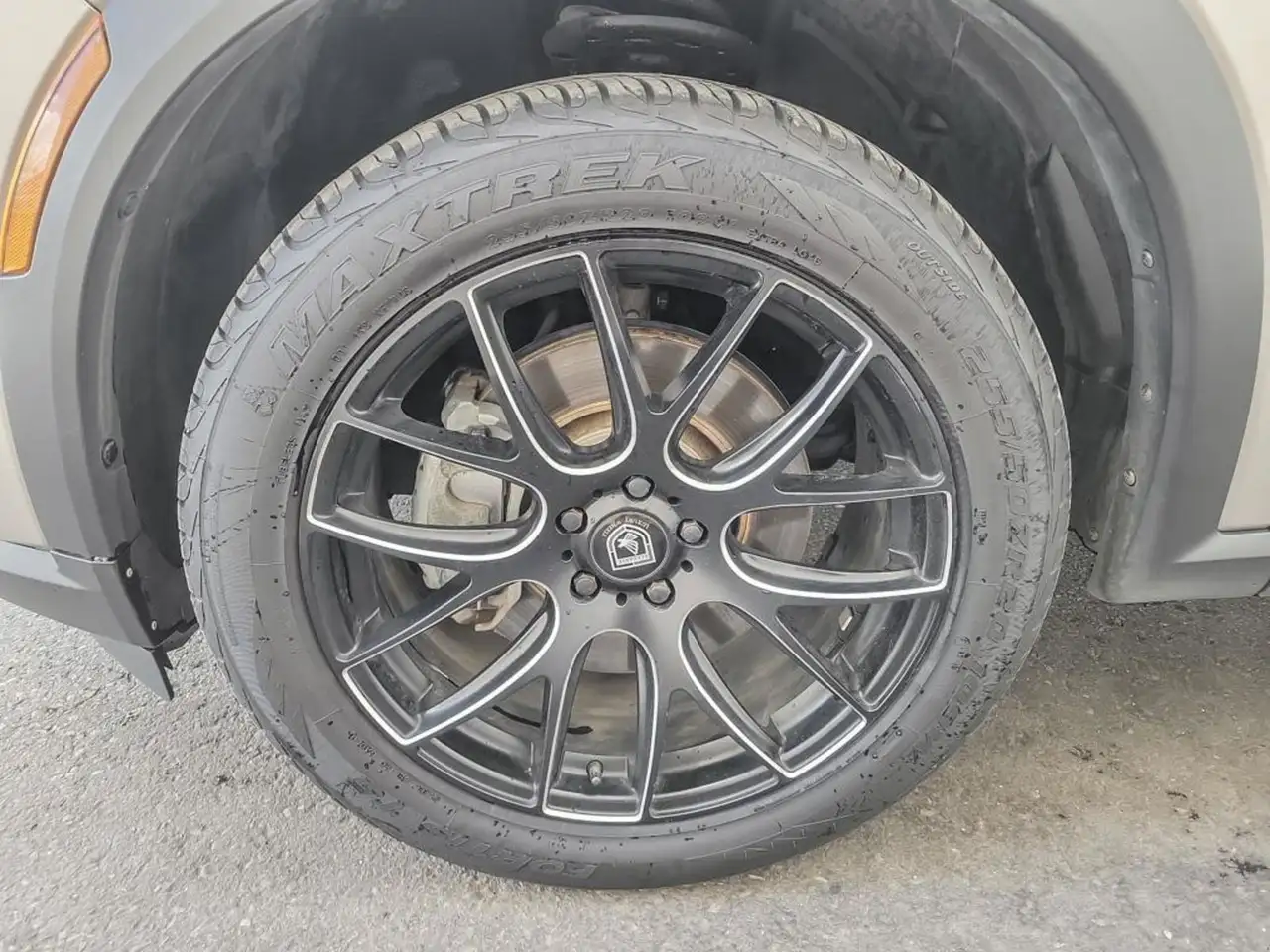 Infiniti QX60 снимка Infiniti QX60