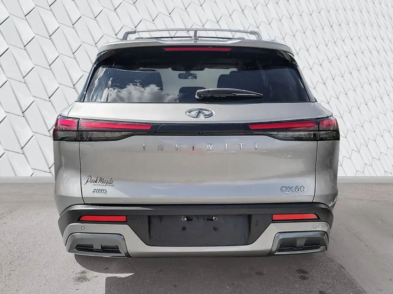 Infiniti QX60 снимка Infiniti QX60