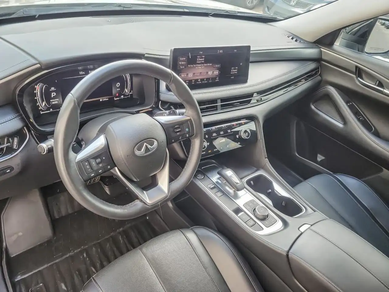 Infiniti QX60 снимка Infiniti QX60