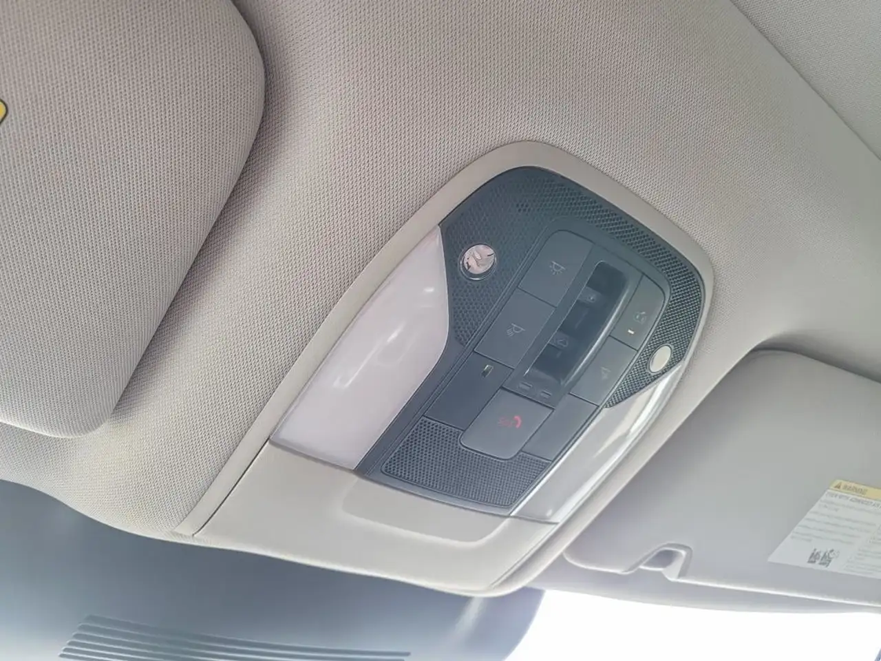 Infiniti QX60 снимка Infiniti QX60