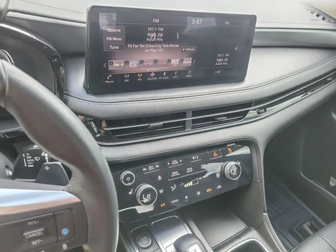 Infiniti QX60 снимка Infiniti QX60