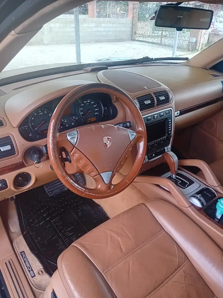 Porsche Cayenne 3.2 v6 GPL, foto 3