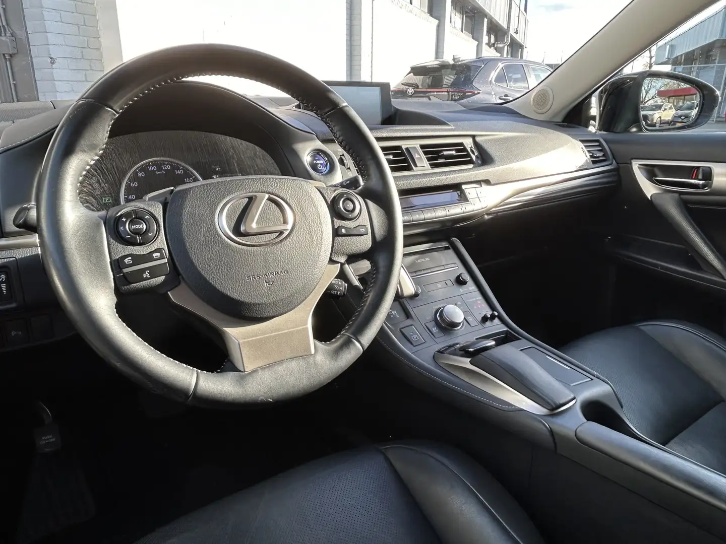 Lexus CT 200h Luxury Line | Nette dealeronderhouden auto | Clima Siyah - 2