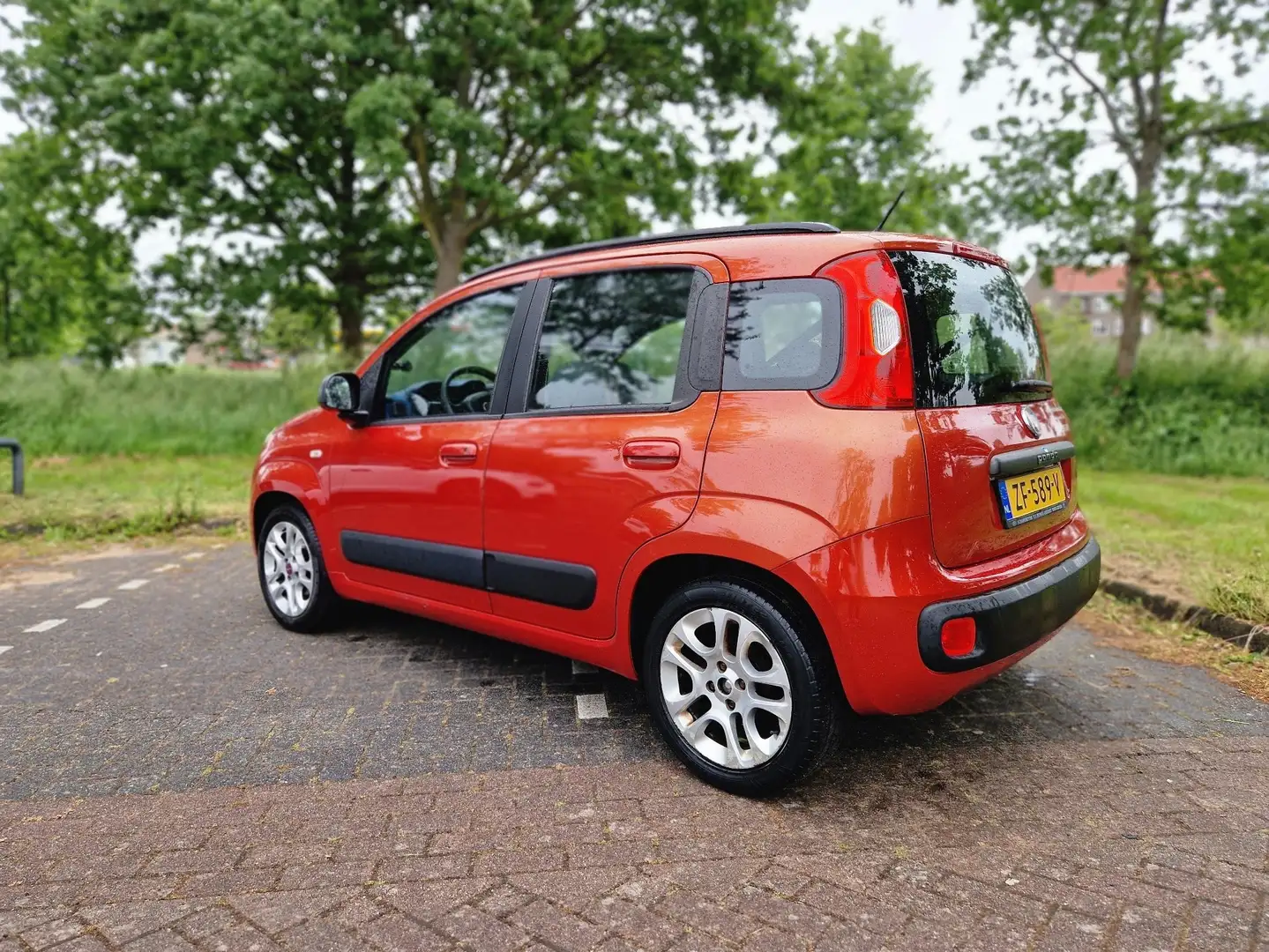 Fiat Panda 0.9 Twinair Start&Stopp Lounge Rood - 2