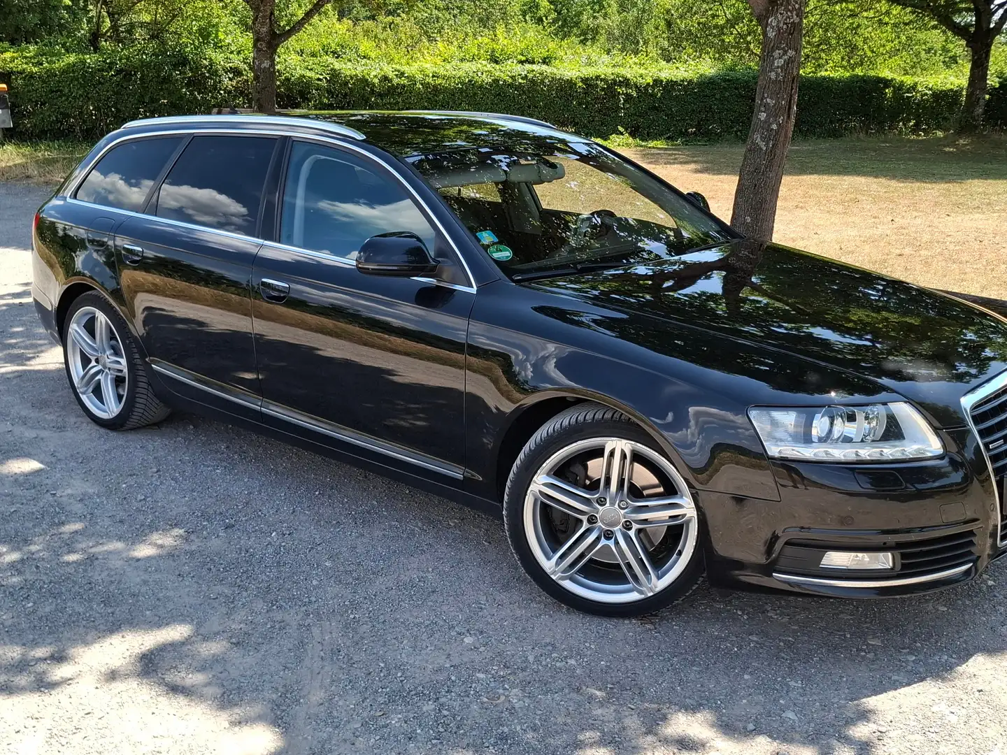 Audi A6 3,0TDI quattro Luft AHK Leder Xenon Bose Klima DPF Schwarz - 1
