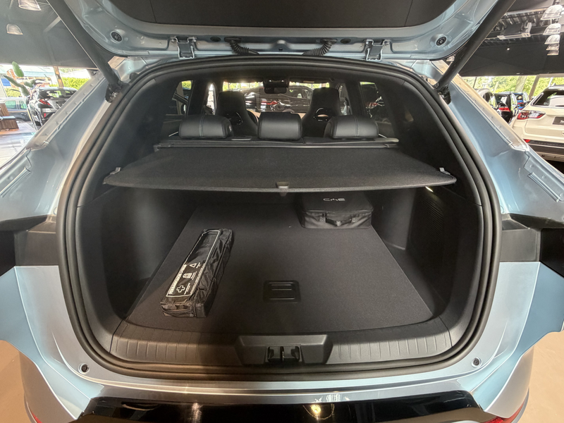 BYD Seal U 1.5 T DM-i AWD Design 324pk | Bom Vol | HEAD UP DE — photo 15