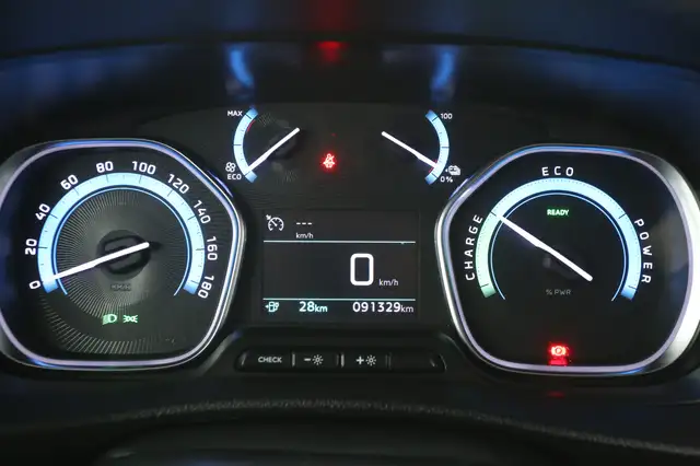 Peugeot Expert view 14
