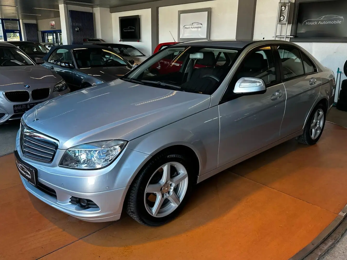 Mercedes-Benz C 180 Kompressor AUTOMATIK/SHZ/KLIMA/PDC/MFL Plateado - 1