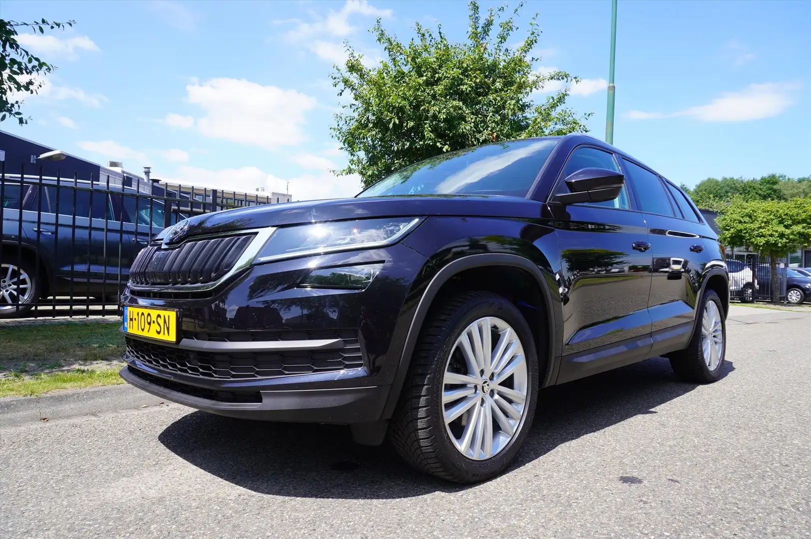 Skoda Kodiaq 1.5 TSI Greentech ACT 150pk DSG-7 Limited Buss Edi Noir - 1