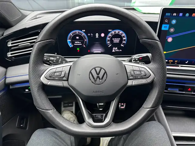 Volkswagen Tiguan view 17