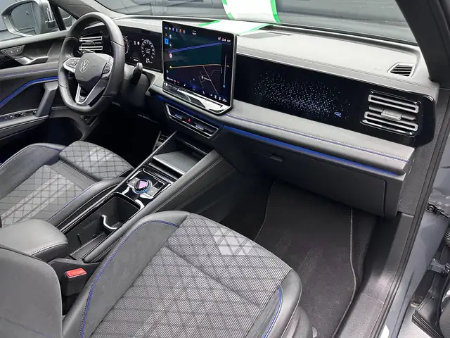 Volkswagen Tiguan view 11
