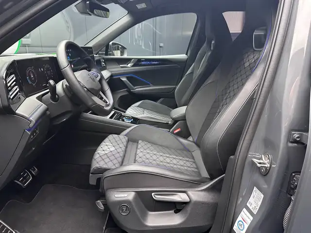 Volkswagen Tiguan view 14
