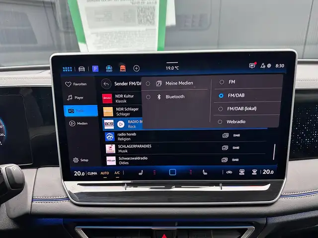 Volkswagen Tiguan view 30