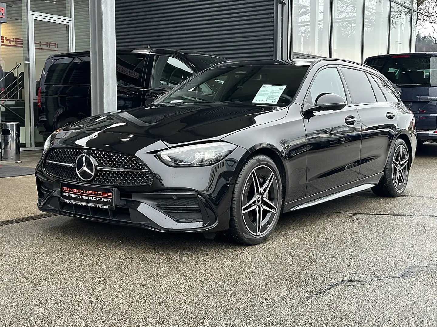 Mercedes-Benz C 200 T 4Matic Aut. Schwarz - 2