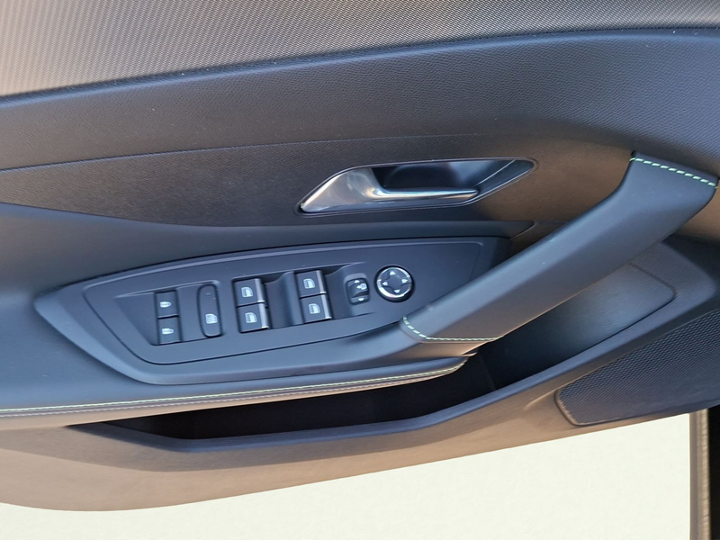 Peugeot 408 Peugeot 408 GT Pure Tech 130 EAT8 — photo 12