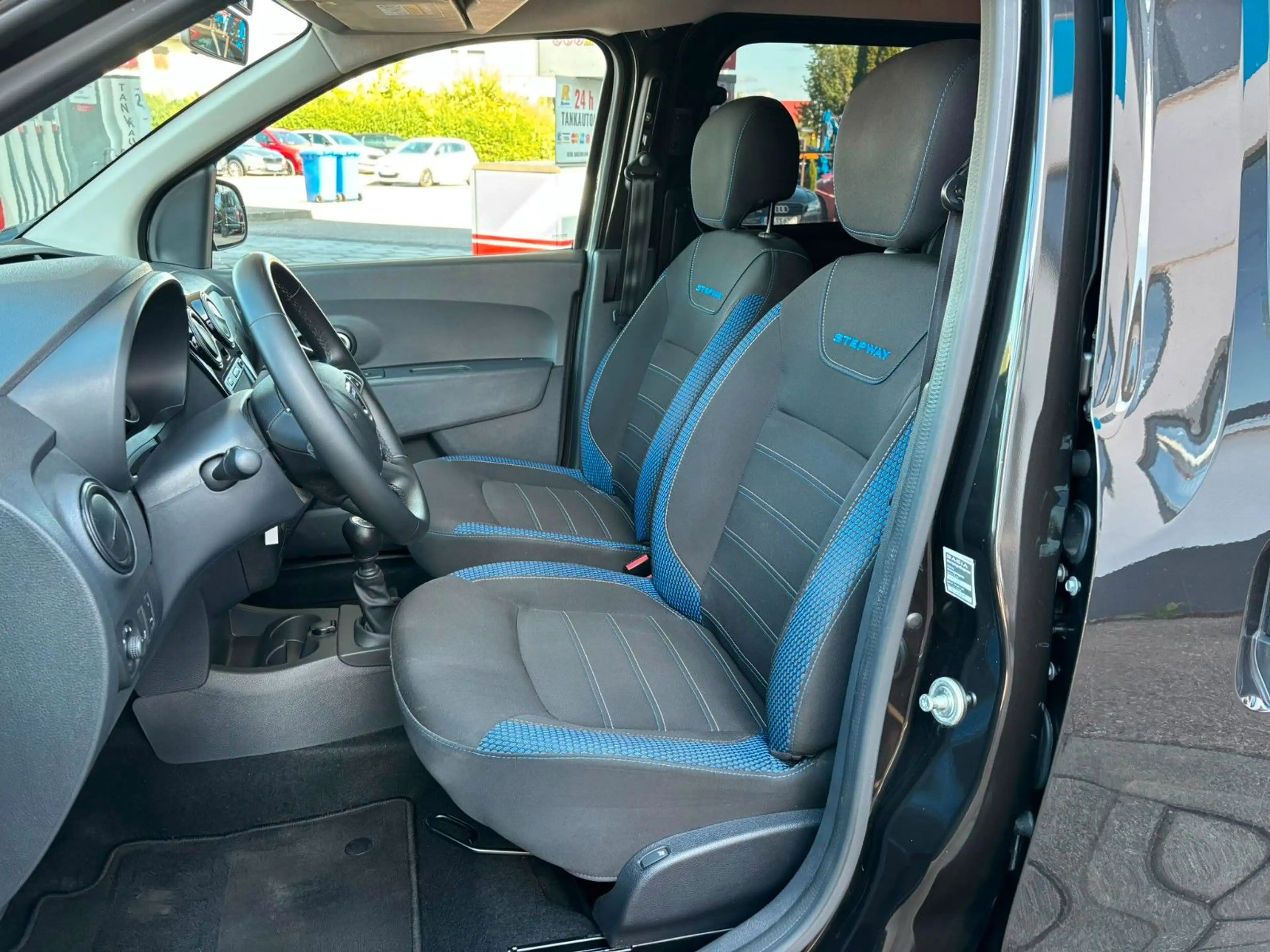 Dacia Dokker Stepway Plus *Navi/Kamera/Tempomat* — photo 10