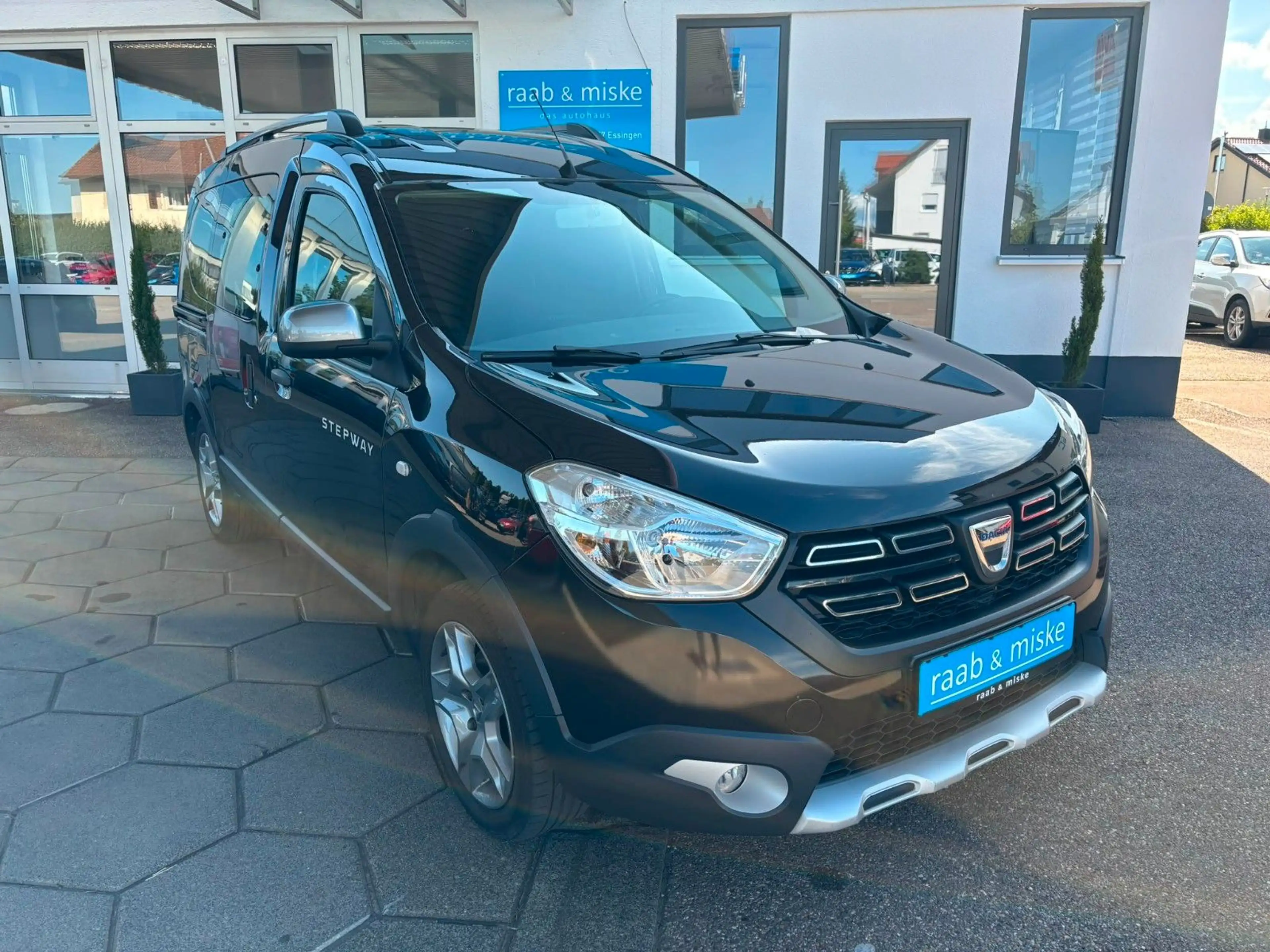 Dacia Dokker Stepway Plus *Navi/Kamera/Tempomat* — photo 8