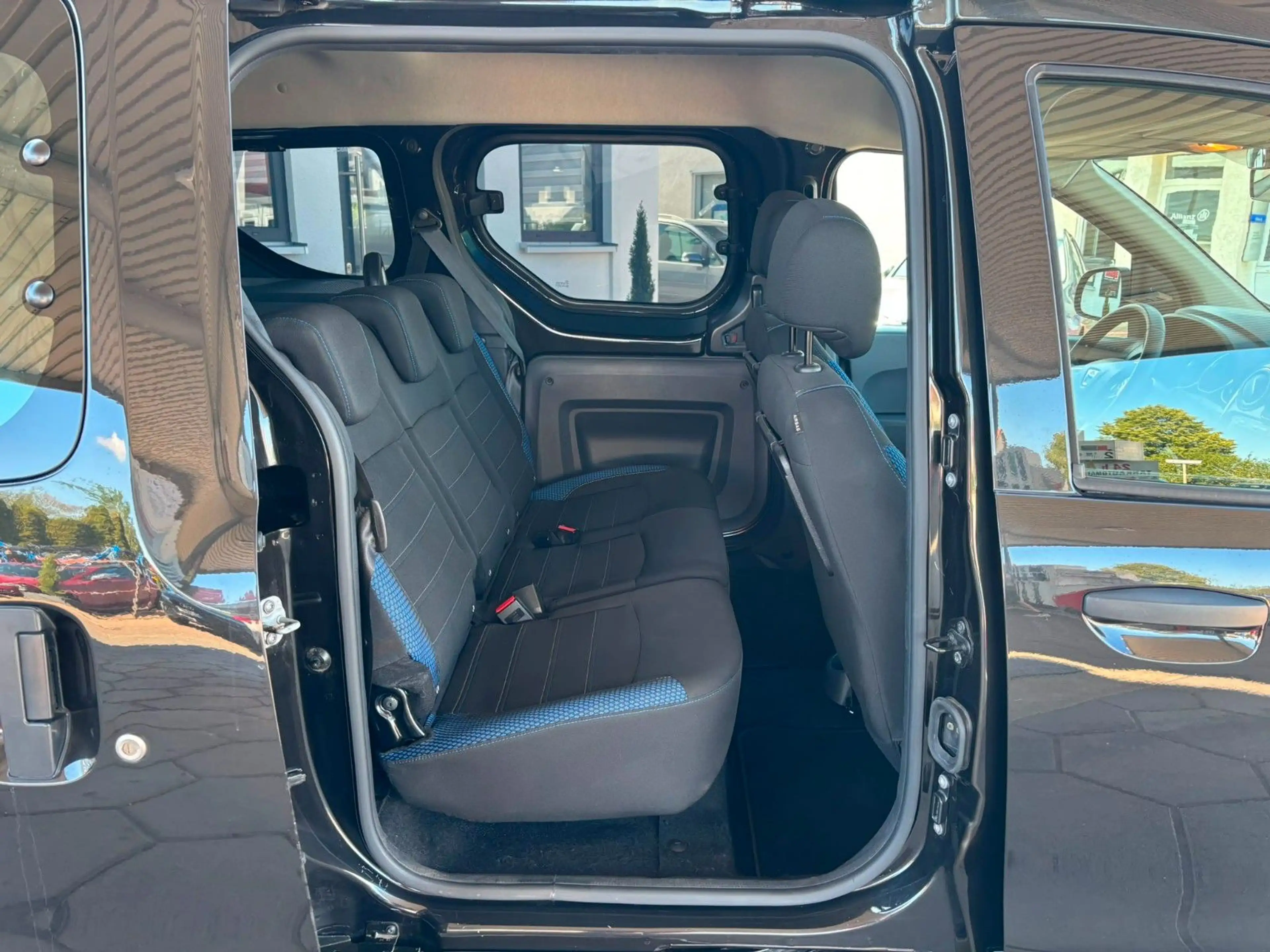Dacia Dokker Stepway Plus *Navi/Kamera/Tempomat* — photo 14