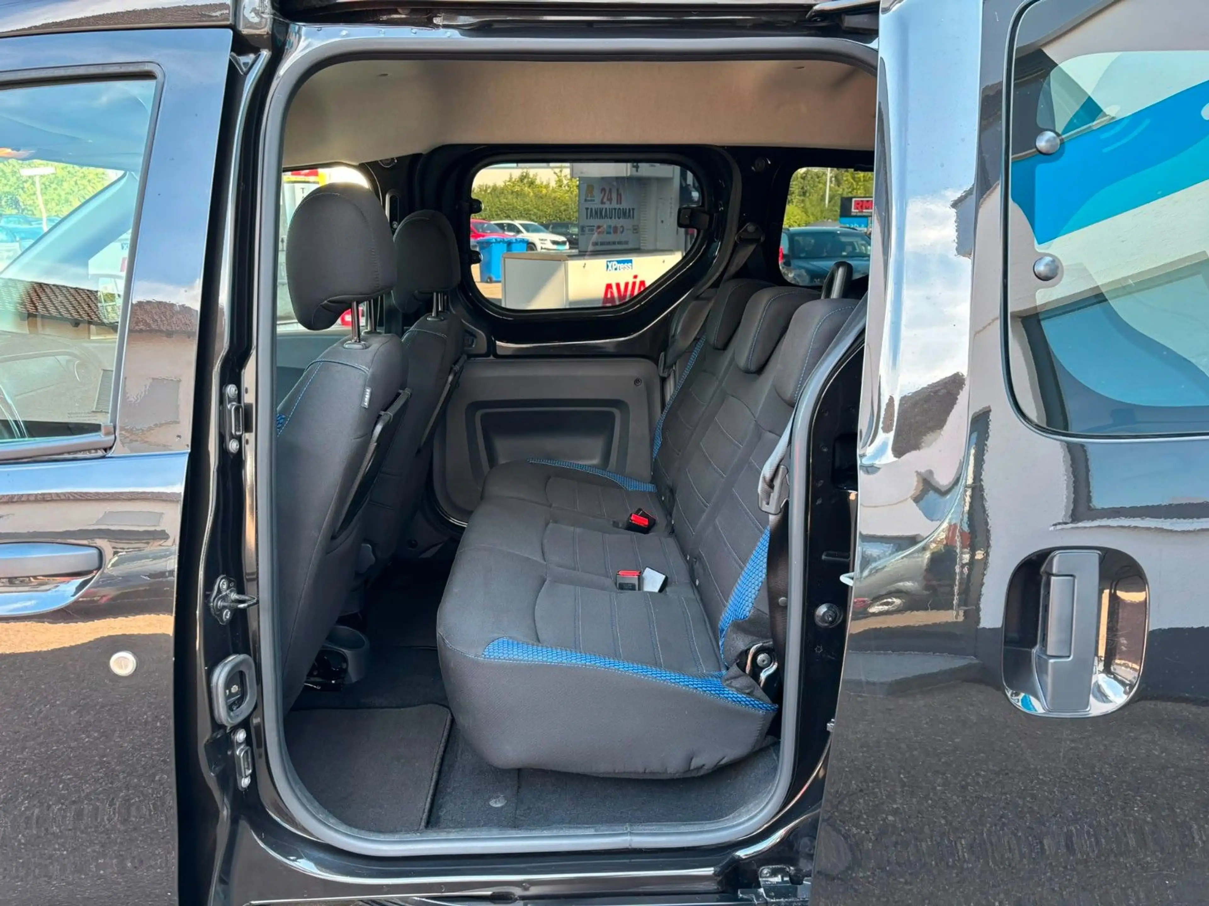 Dacia Dokker Stepway Plus *Navi/Kamera/Tempomat* — photo 11
