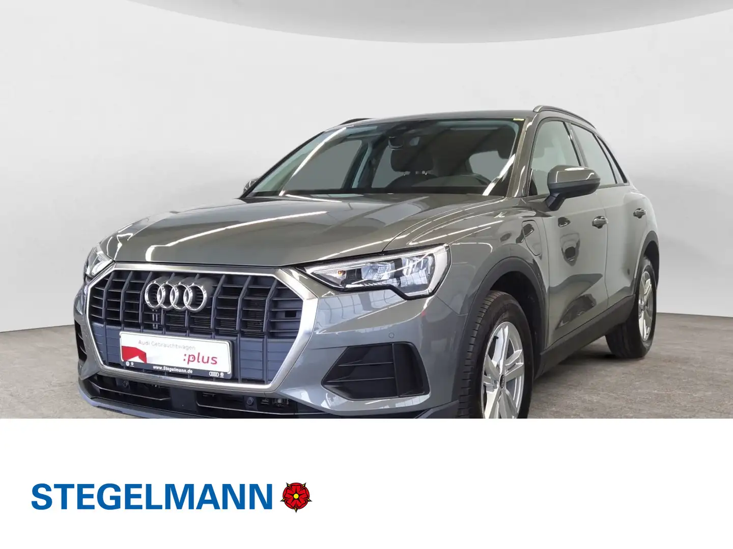 Audi Q3 45 TFSIe S-tronic *LED*Navi*Pano* Grau - 1