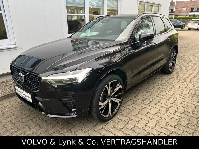Volvo XC60 B4 Diesel Automatik AWD Plus Dark AHK