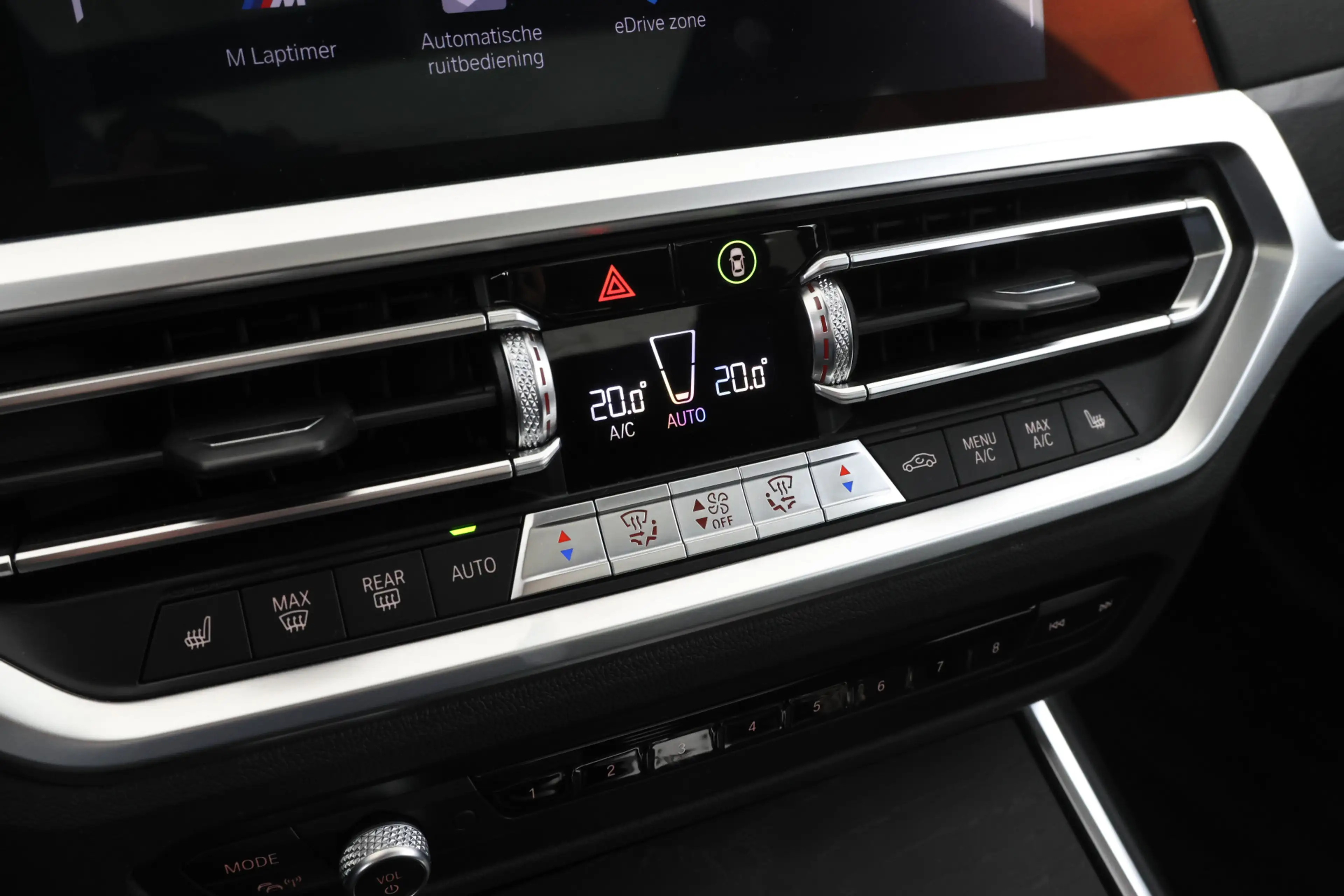 BMW 330 3-serie Touring 330e xDrive High Executive Panoram — photo 35