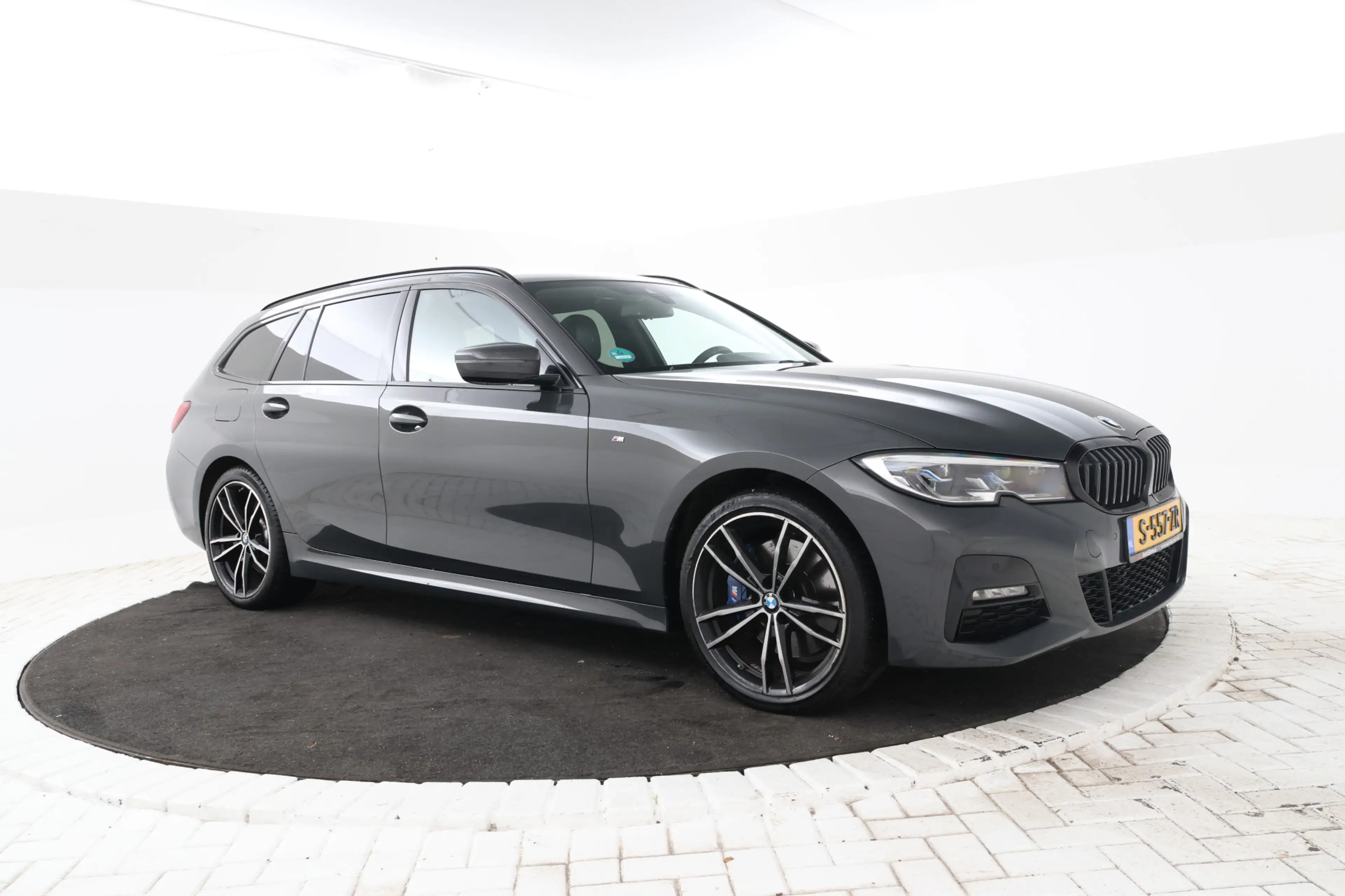 BMW 330 3-serie Touring 330e xDrive High Executive Panoram — photo 4