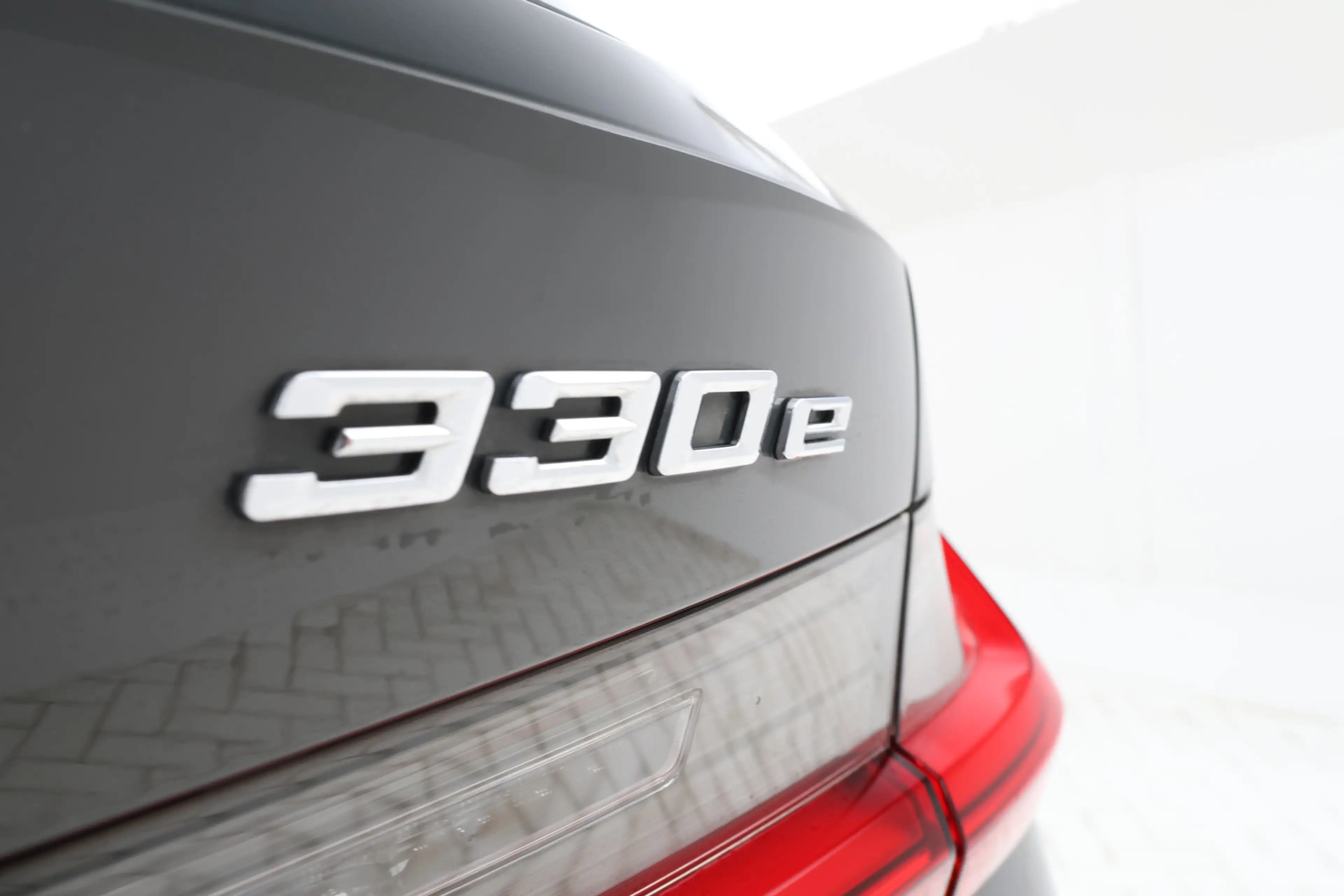BMW 330 3-serie Touring 330e xDrive High Executive Panoram — photo 11