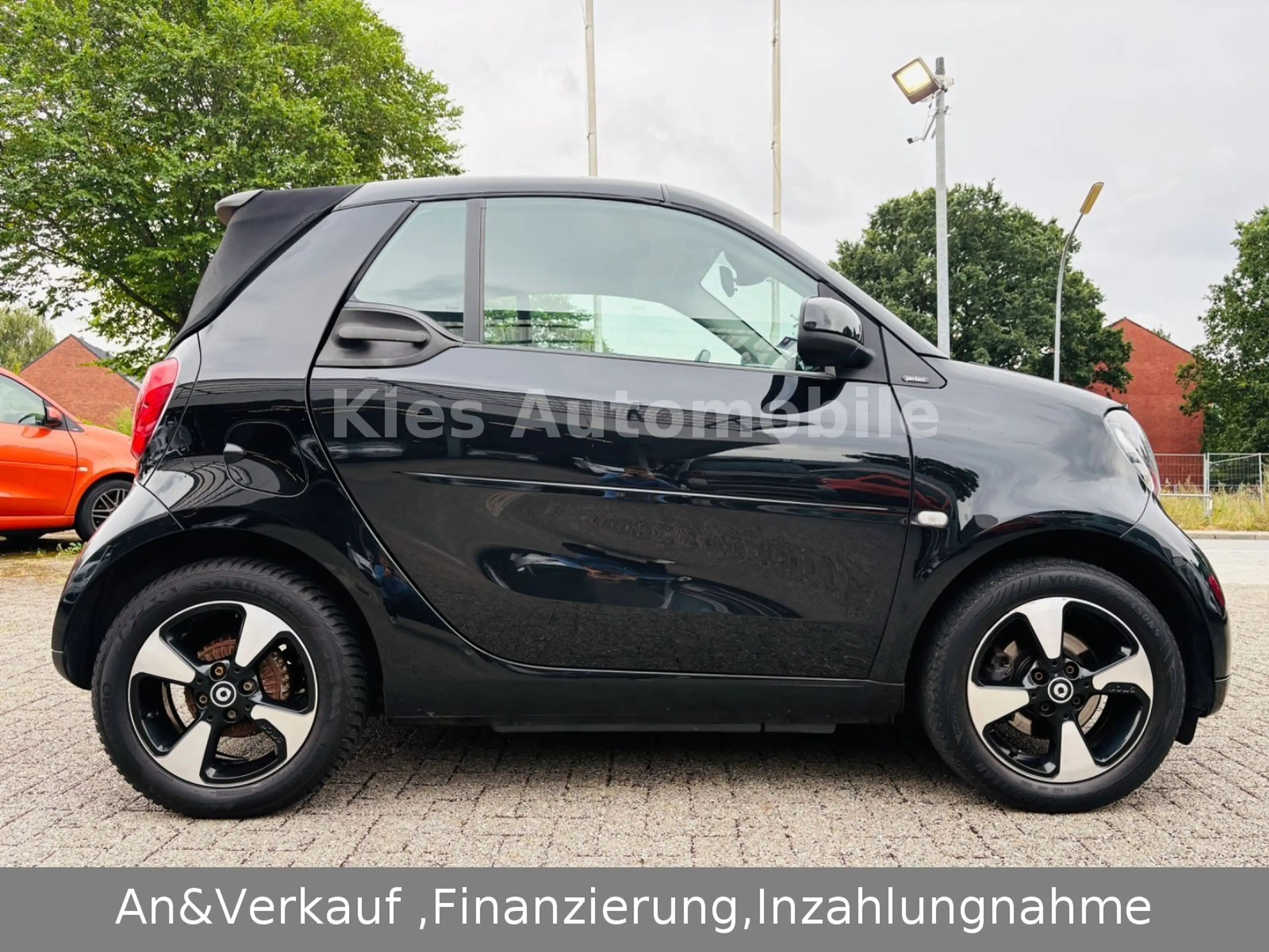 smart forTwo Cabrio Perfect 90Ps AUTOM/NAVI/KAM/SITZH — photo 7