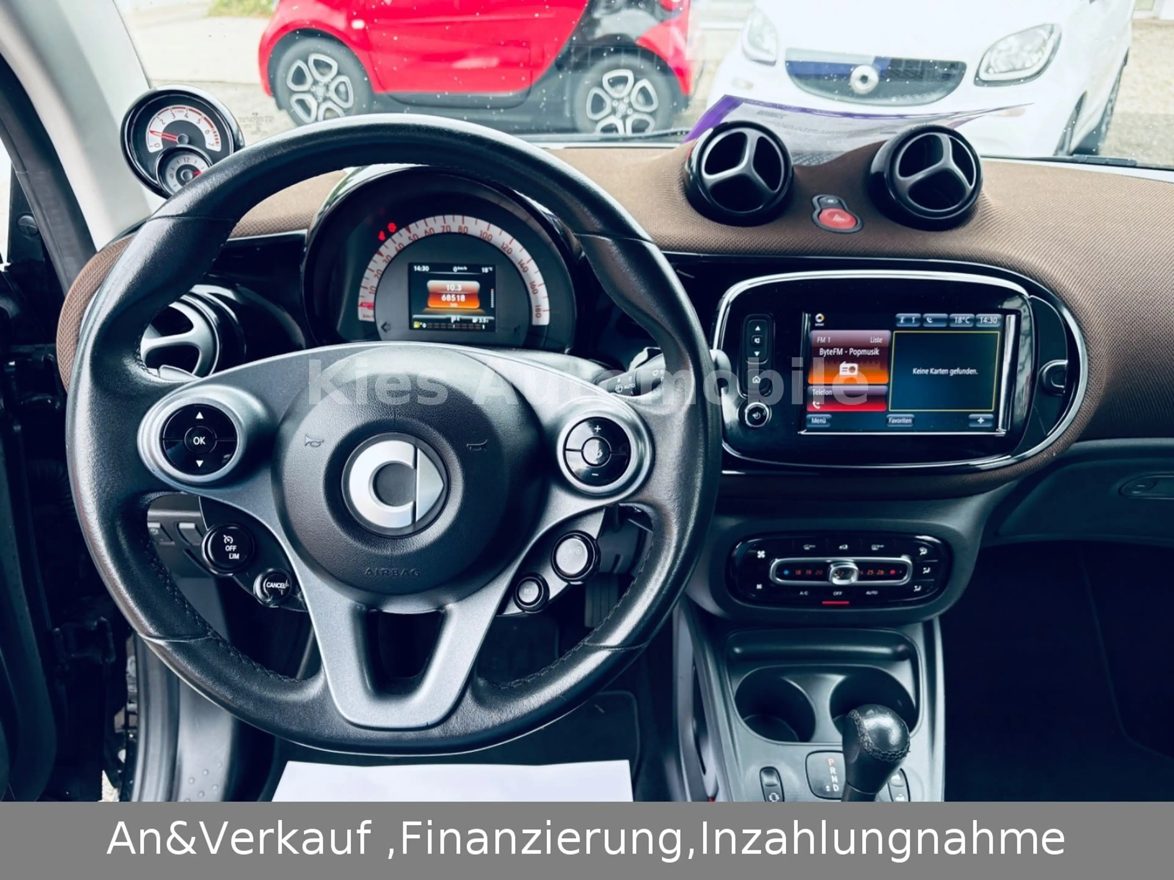 smart forTwo Cabrio Perfect 90Ps AUTOM/NAVI/KAM/SITZH — photo 11