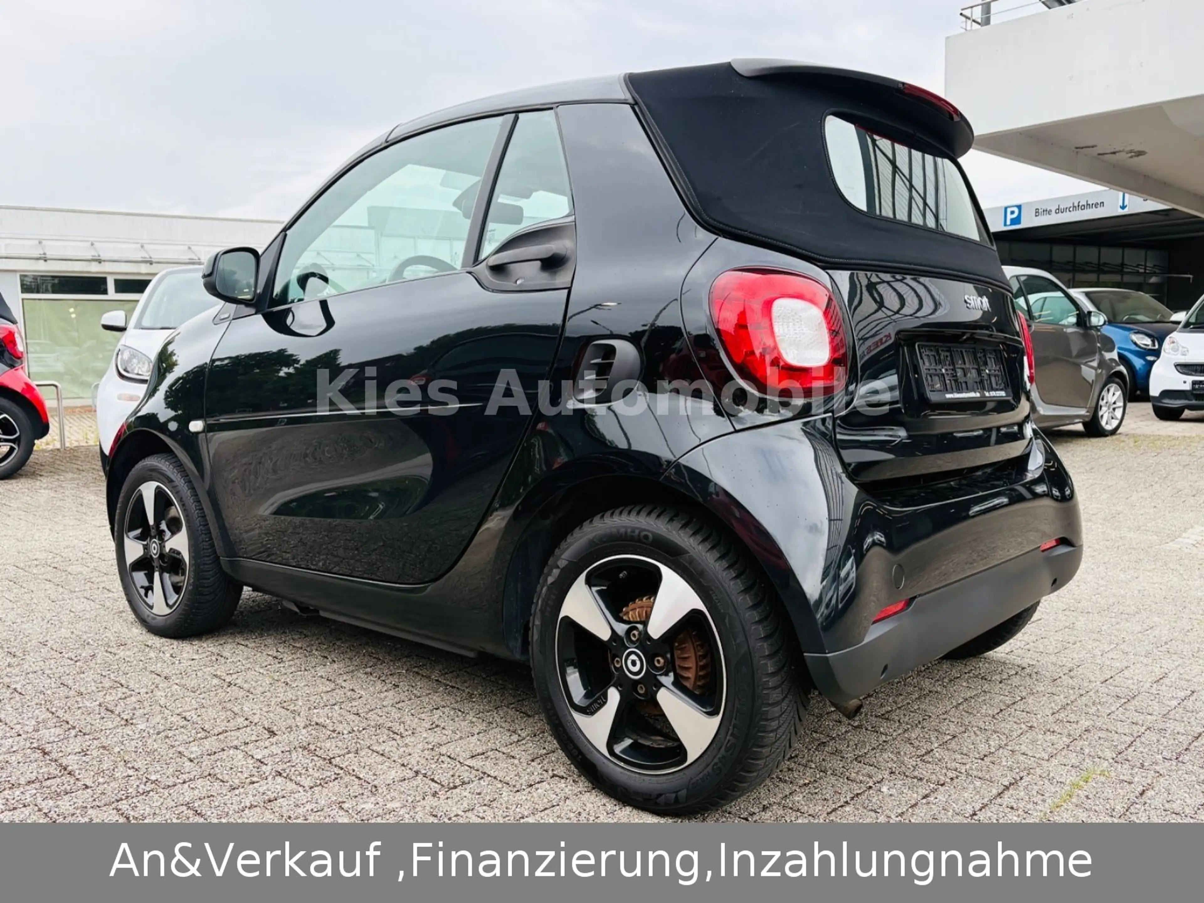 smart forTwo Cabrio Perfect 90Ps AUTOM/NAVI/KAM/SITZH — photo 5