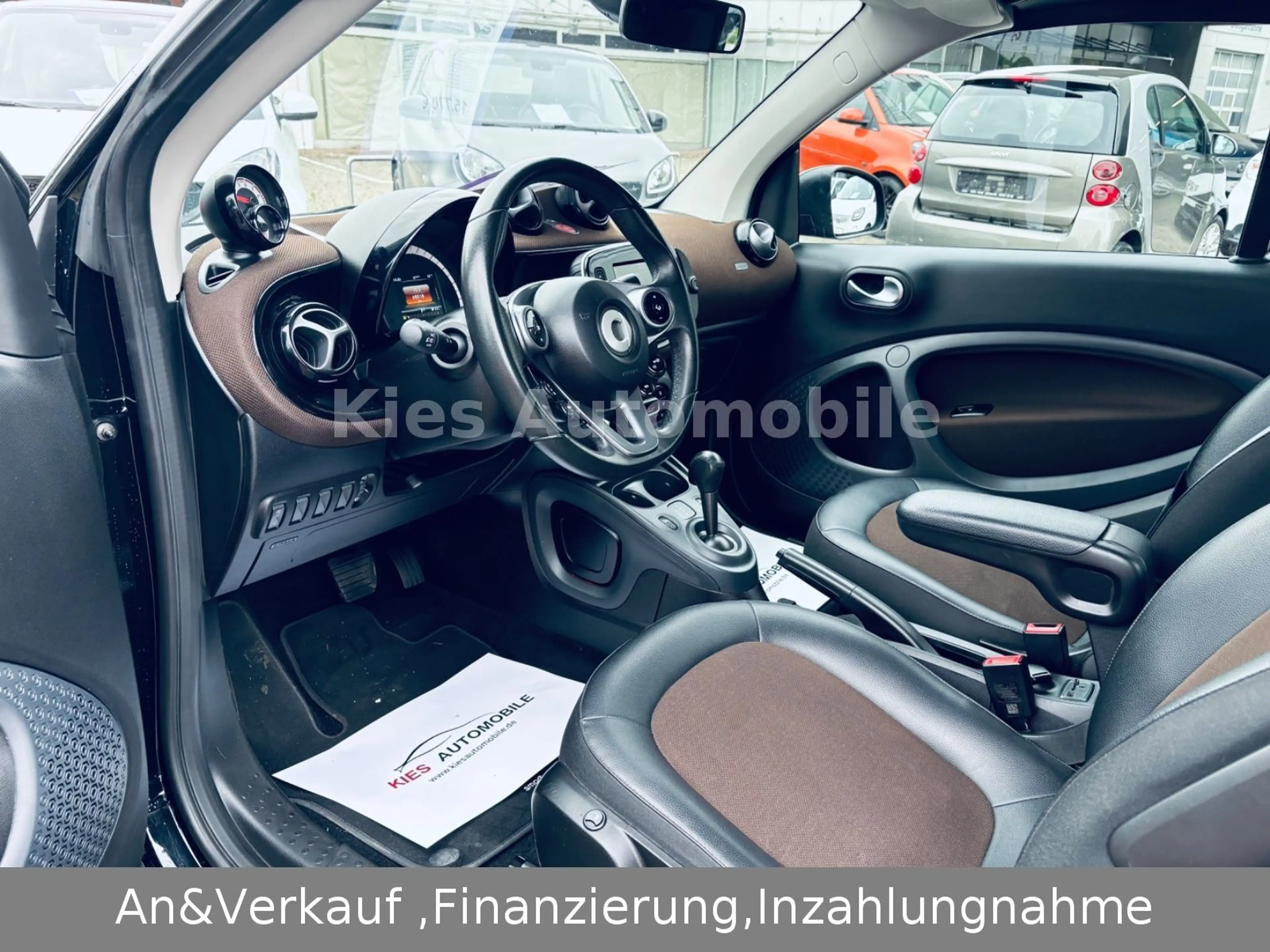 smart forTwo Cabrio Perfect 90Ps AUTOM/NAVI/KAM/SITZH — photo 15