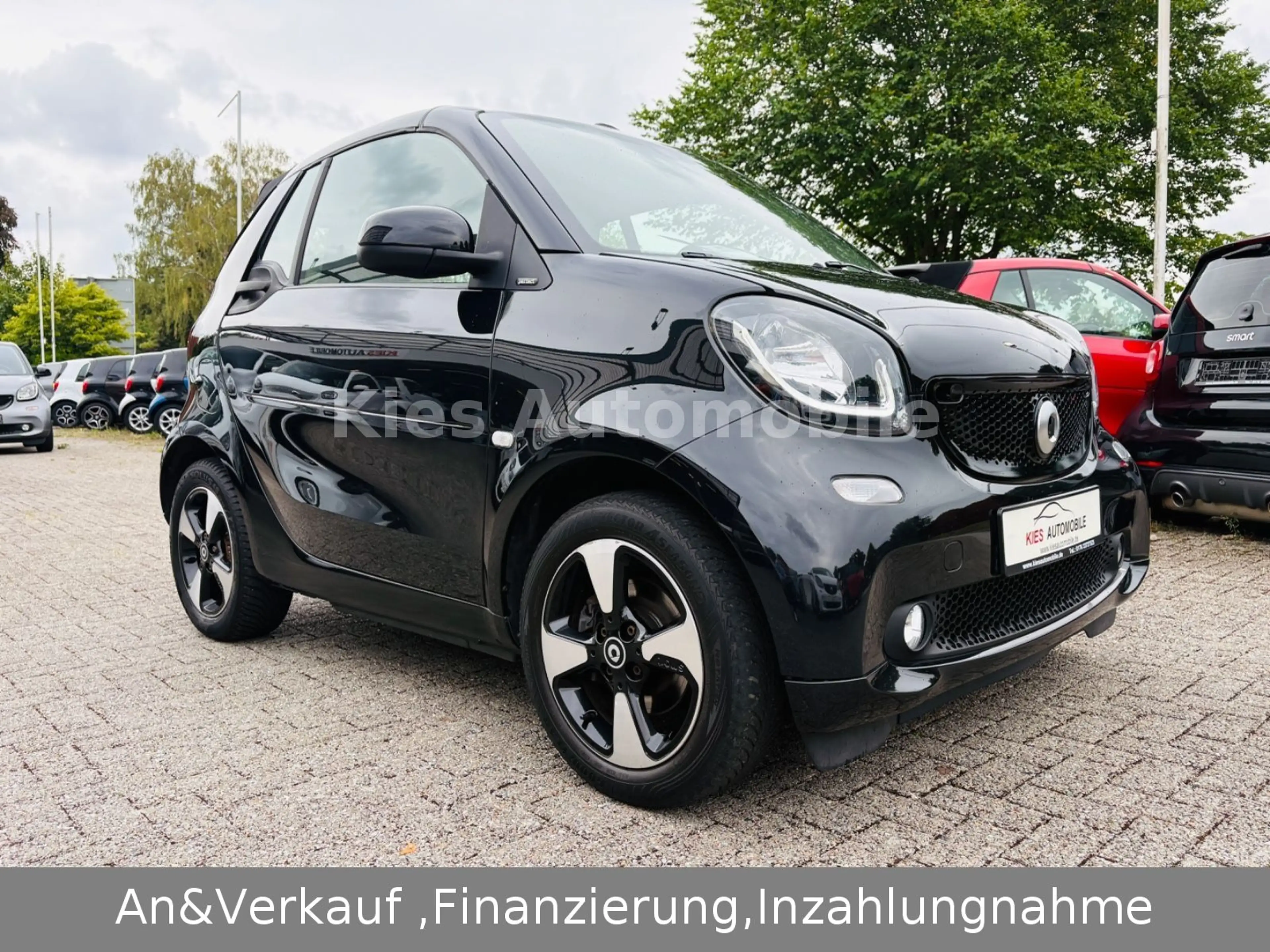 smart forTwo Cabrio Perfect 90Ps AUTOM/NAVI/KAM/SITZH — photo 2