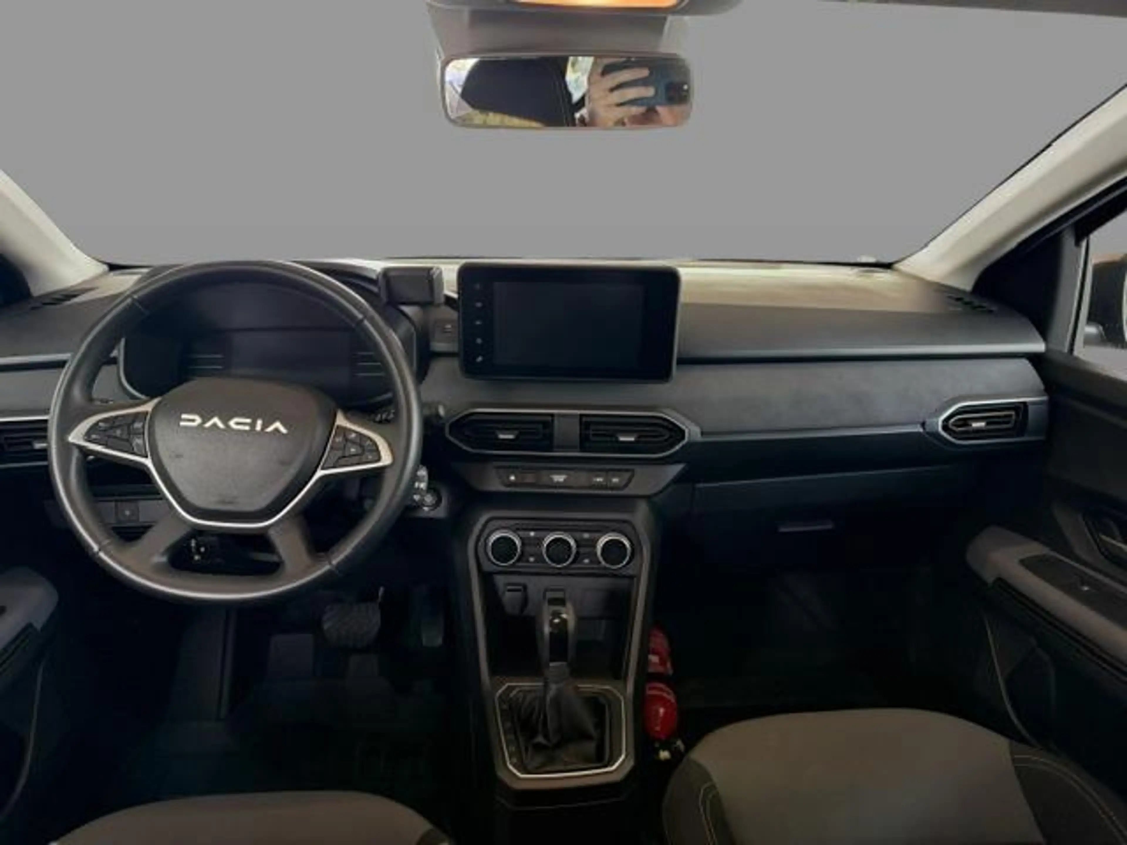 Dacia Jogger Hybrid 140 Extreme — photo 11