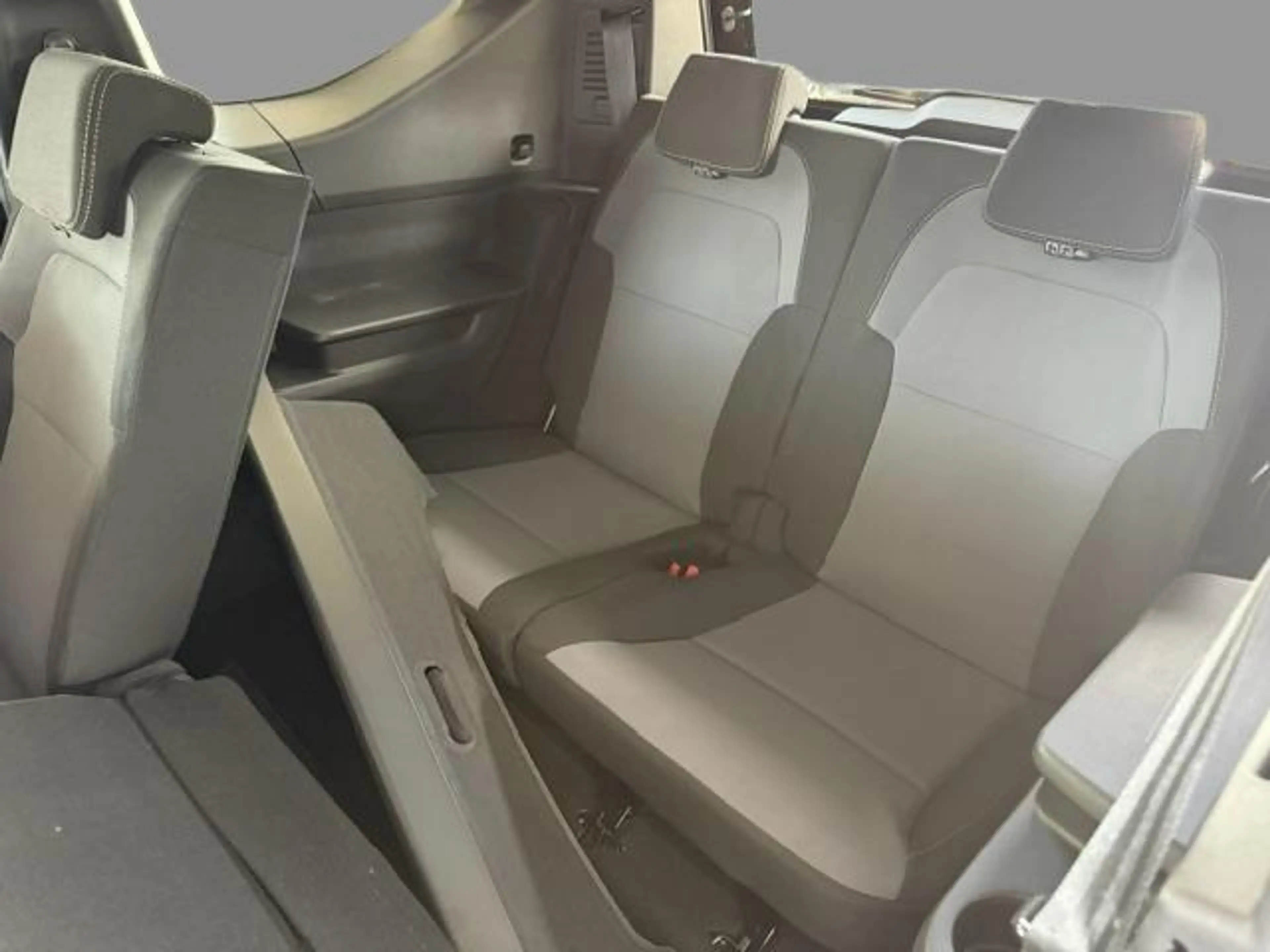 Dacia Jogger Hybrid 140 Extreme — photo 13